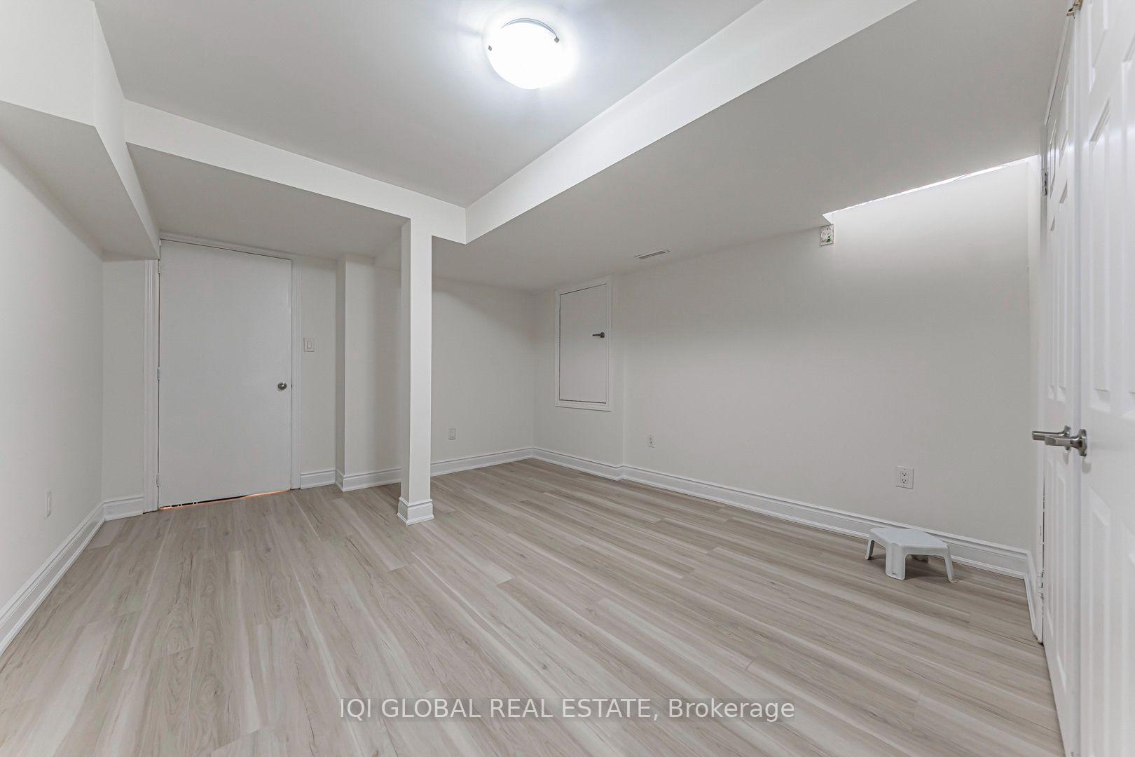 Photo 33 of 16 Zenida Road, Brampton, Northwest Brampton — HOMEH