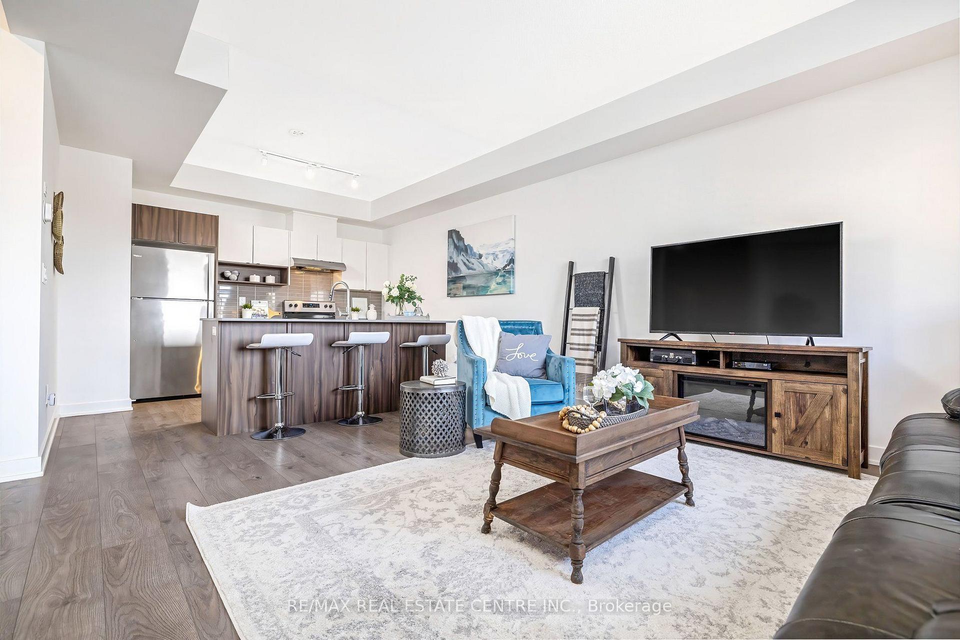 Photo 8 of Unit 28, 1121 Cooke Boulevard, Burlington, LaSalle — HOMEH