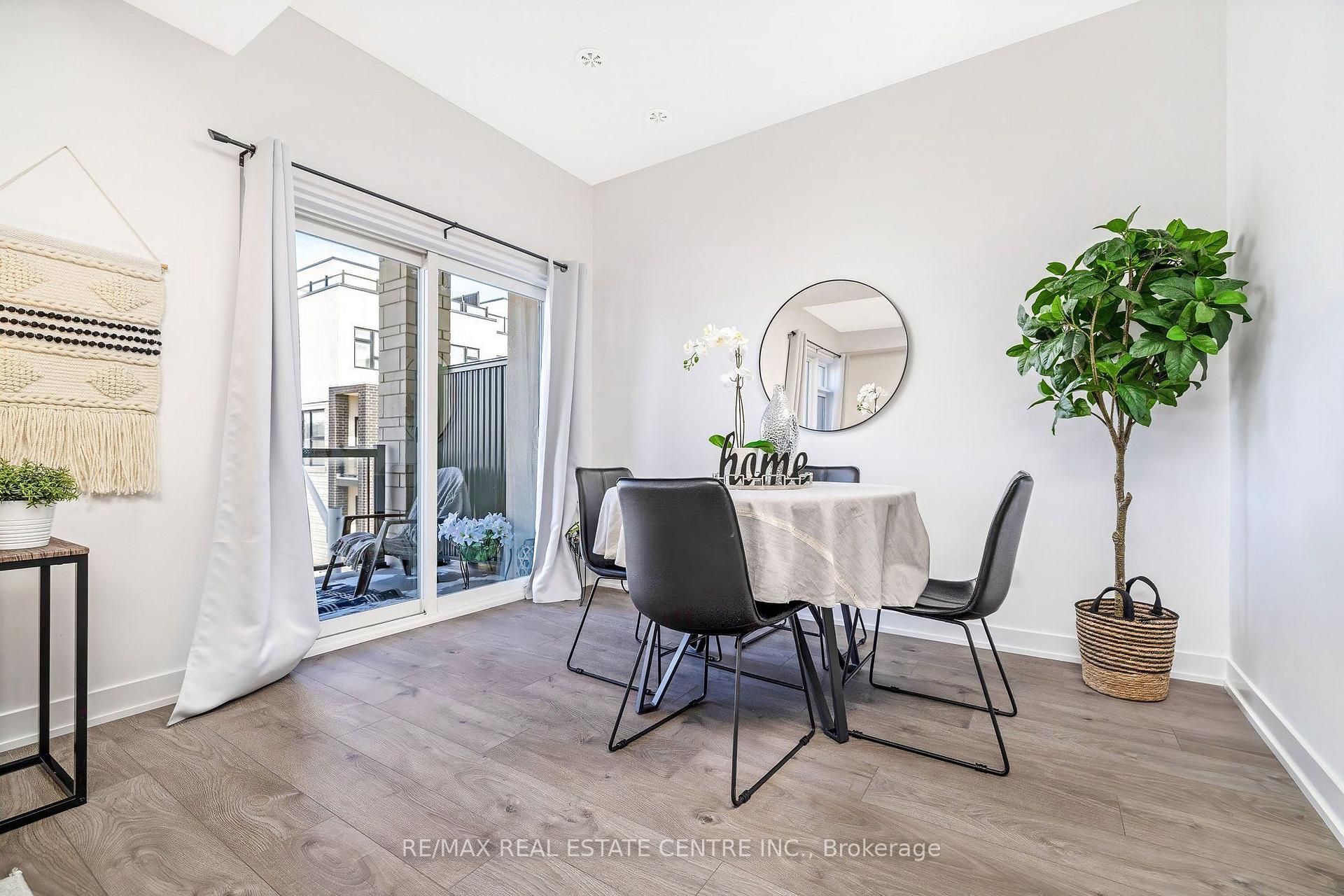 Photo 10 of Unit 28, 1121 Cooke Boulevard, Burlington, LaSalle — HOMEH
