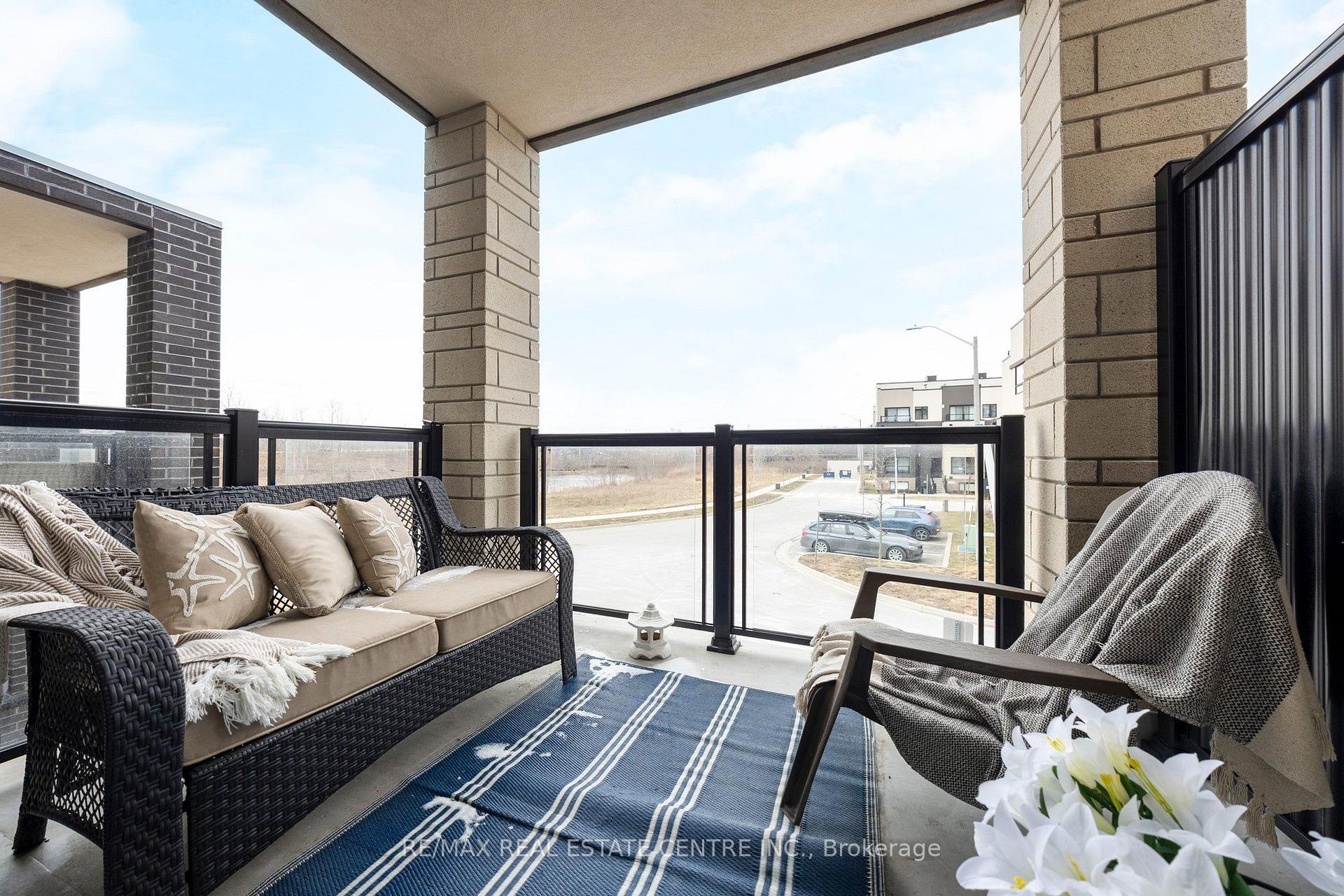 Photo 11 of Unit 28, 1121 Cooke Boulevard, Burlington, LaSalle — HOMEH
