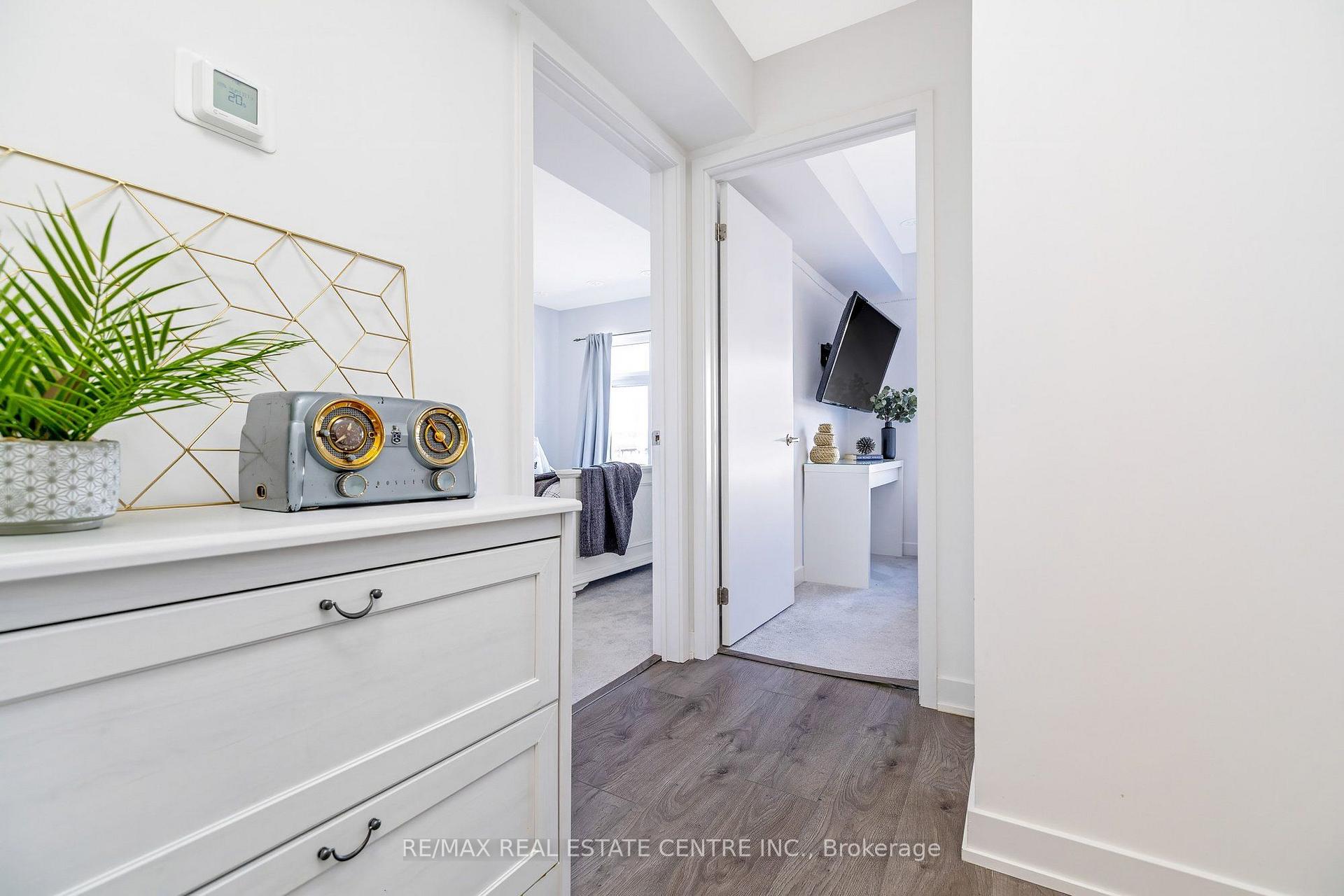 Photo 12 of Unit 28, 1121 Cooke Boulevard, Burlington, LaSalle — HOMEH