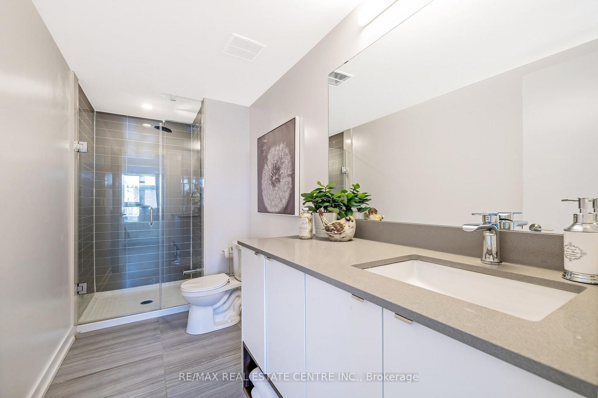 Photo 14 of Unit 28, 1121 Cooke Boulevard, Burlington, LaSalle — HOMEH