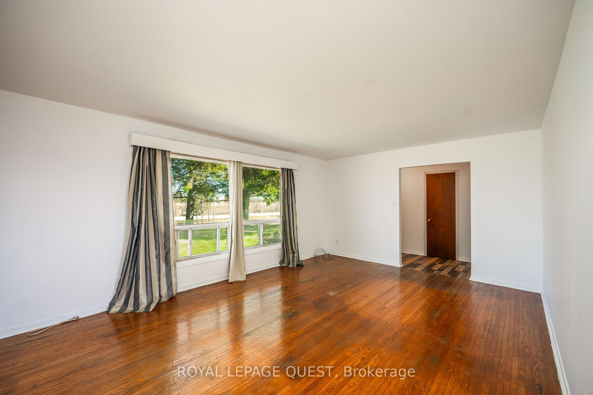 Photo 6 of 1860 B Thorah Concession 11, Brock, Beaverton — HOMEH