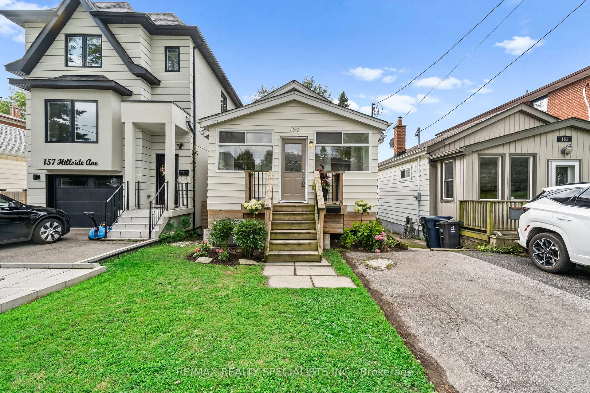 Front of 159 Hillside Avenue