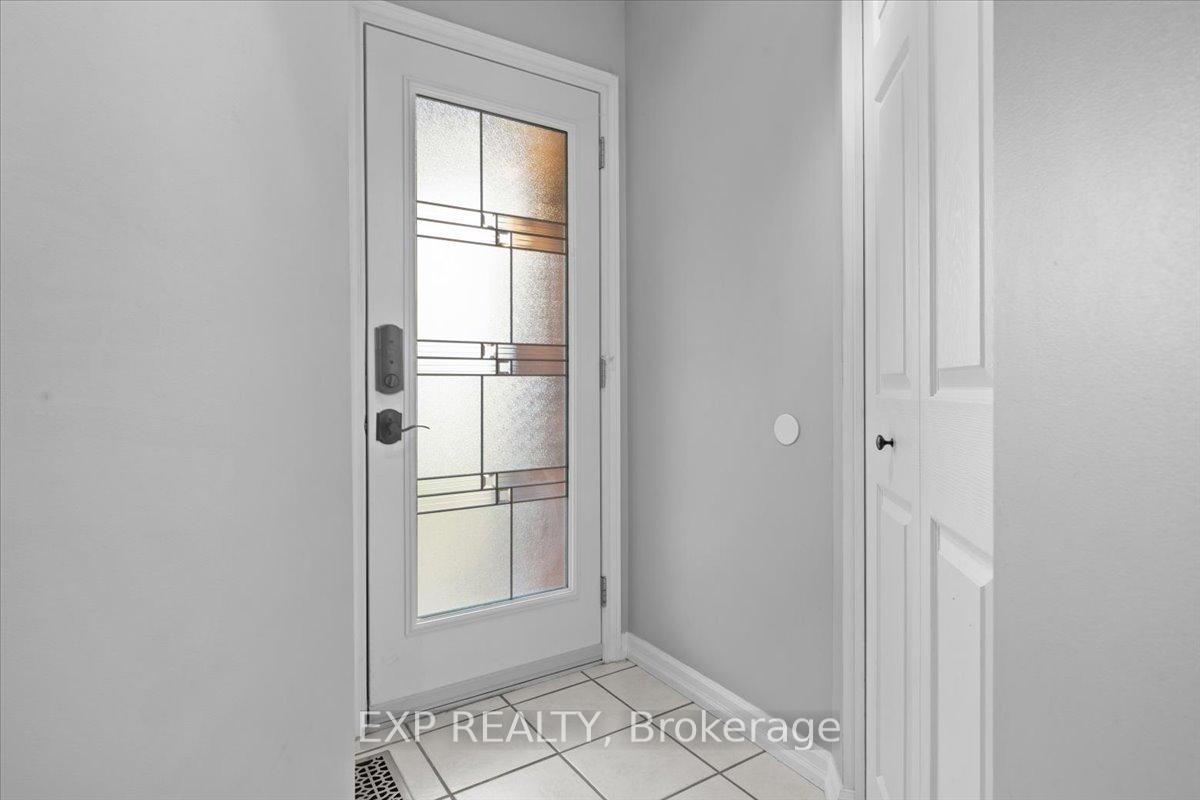 Photo 2 of 851 Beauregard Crescent, Ottawa, Fallingbrook/Ridgemount — HOMEH