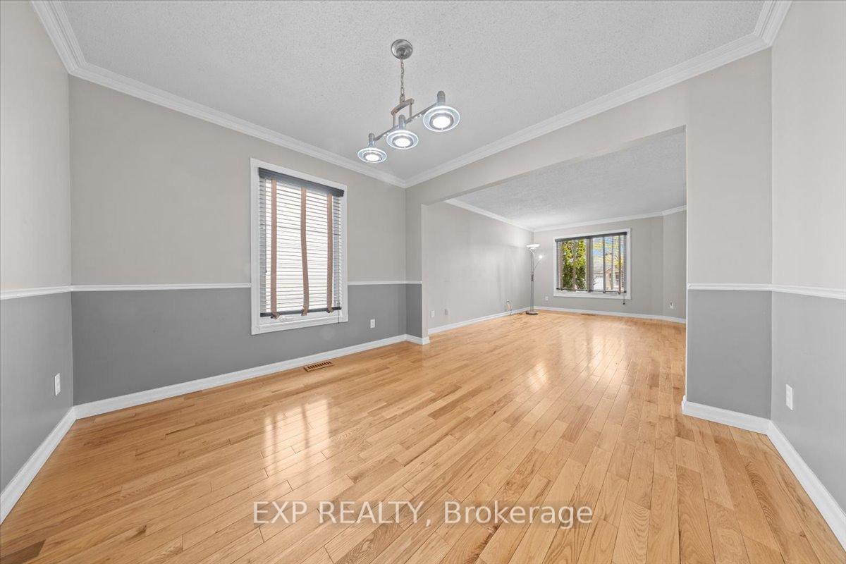 Photo 10 of 851 Beauregard Crescent, Ottawa, Fallingbrook/Ridgemount — HOMEH