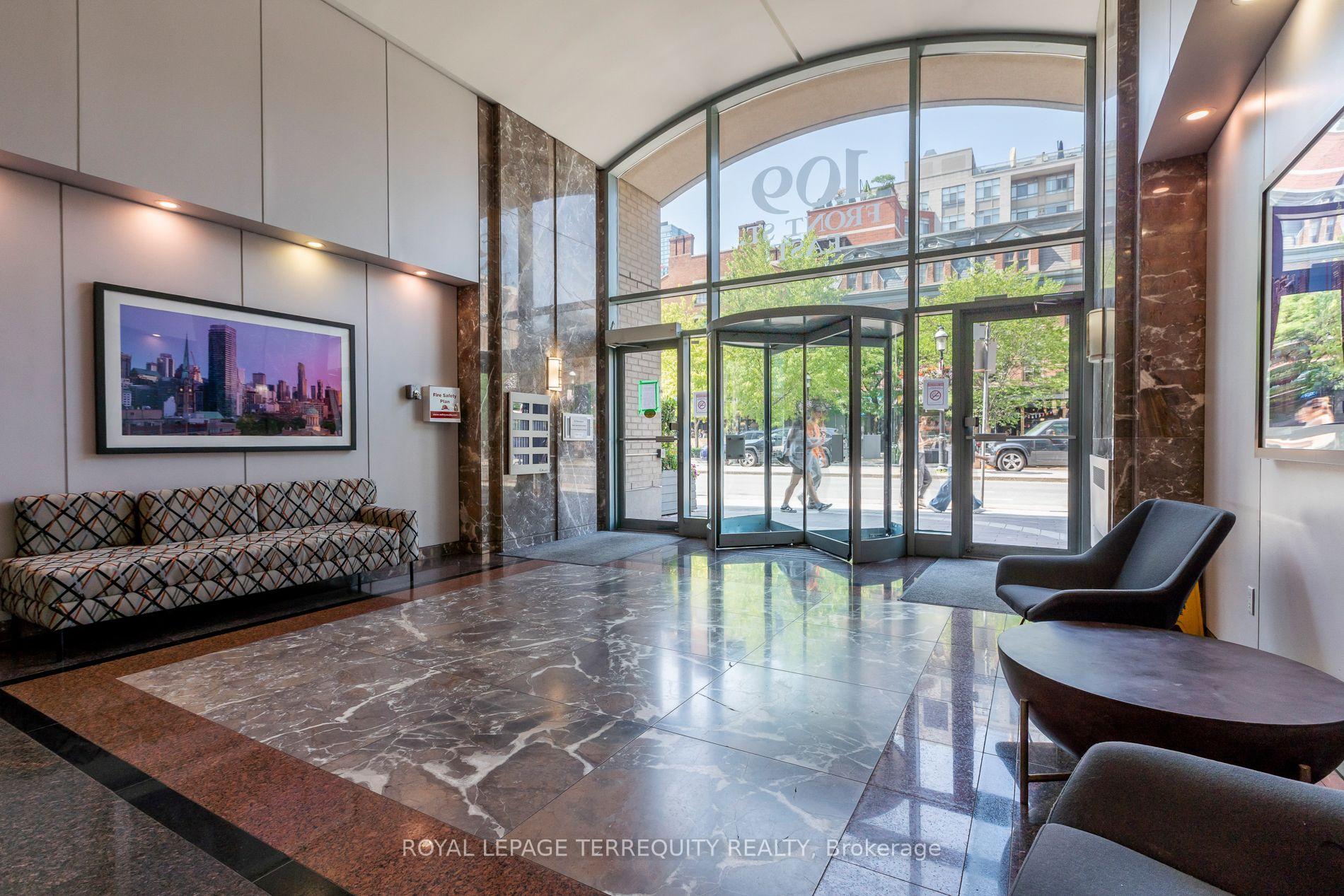 Photo 4 of Unit 513, 109 Front Street E, Toronto, Waterfront Communities — HOMEH