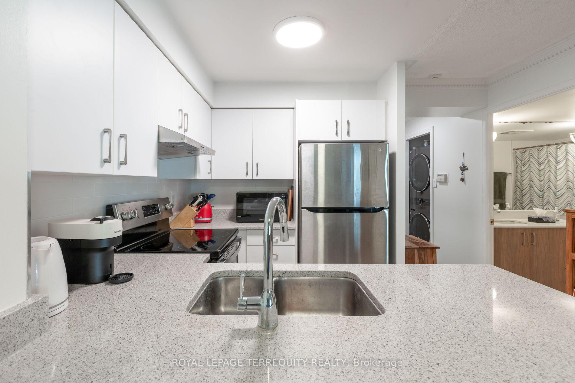 Photo 9 of Unit 513, 109 Front Street E, Toronto, Waterfront Communities — HOMEH