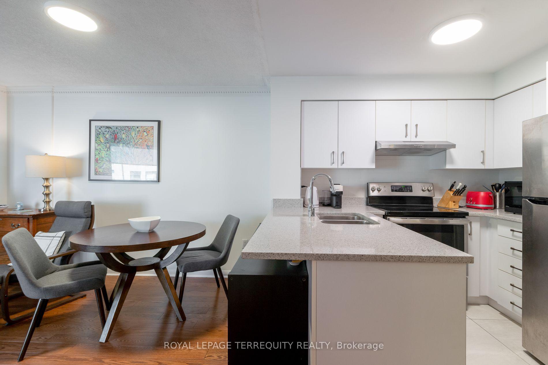 Photo 11 of Unit 513, 109 Front Street E, Toronto, Waterfront Communities — HOMEH