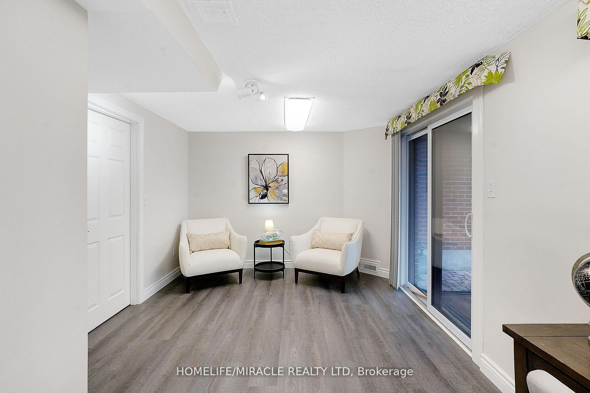 Photo 10 of Unit 32, 4165 Fieldgate Drive, Mississauga, Rathwood — HOMEH