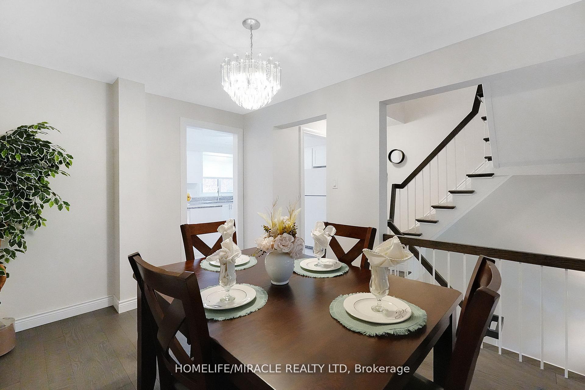 Photo 17 of Unit 32, 4165 Fieldgate Drive, Mississauga, Rathwood — HOMEH