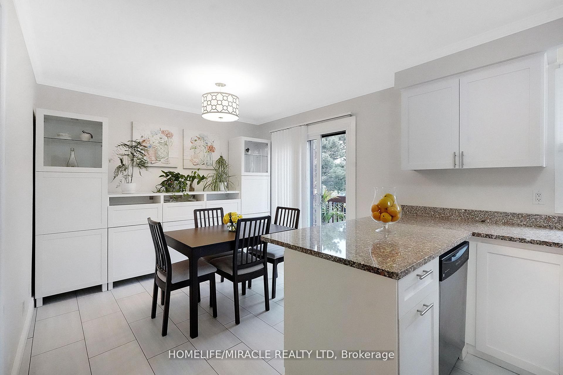Photo 18 of Unit 32, 4165 Fieldgate Drive, Mississauga, Rathwood — HOMEH