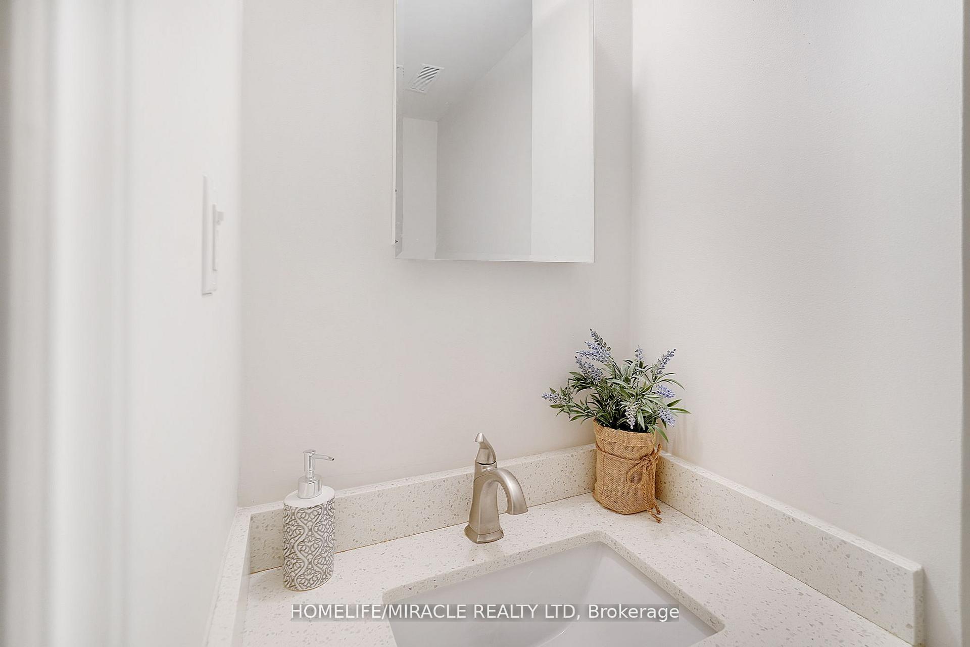 Photo 33 of Unit 32, 4165 Fieldgate Drive, Mississauga, Rathwood — HOMEH
