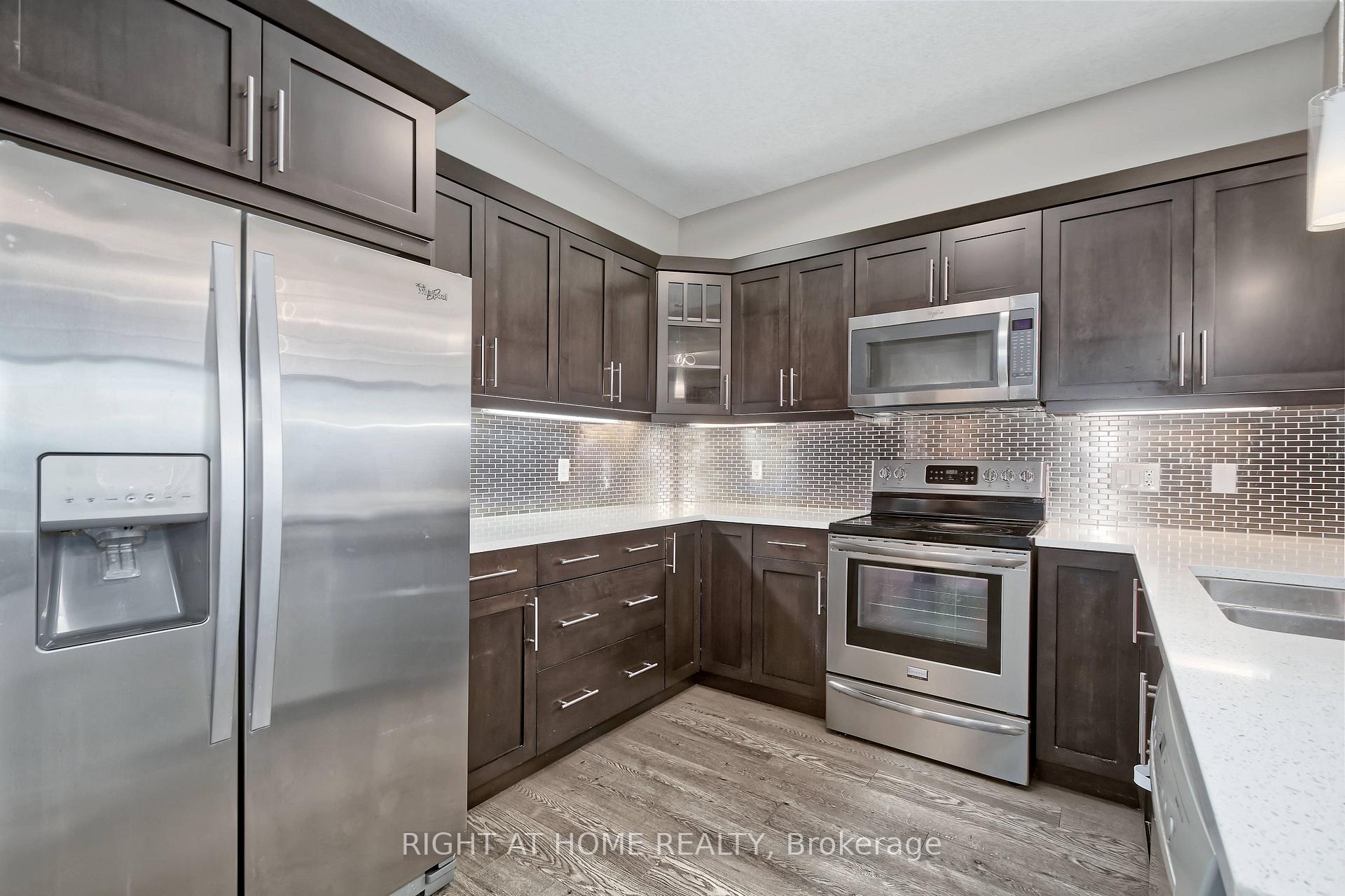 Photo 7 of Unit 97, 1924 Cedarhollow Boulevard, London, North D — HOMEH