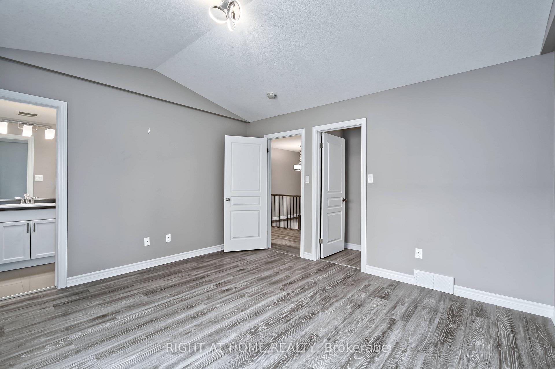 Photo 18 of Unit 97, 1924 Cedarhollow Boulevard, London, North D — HOMEH