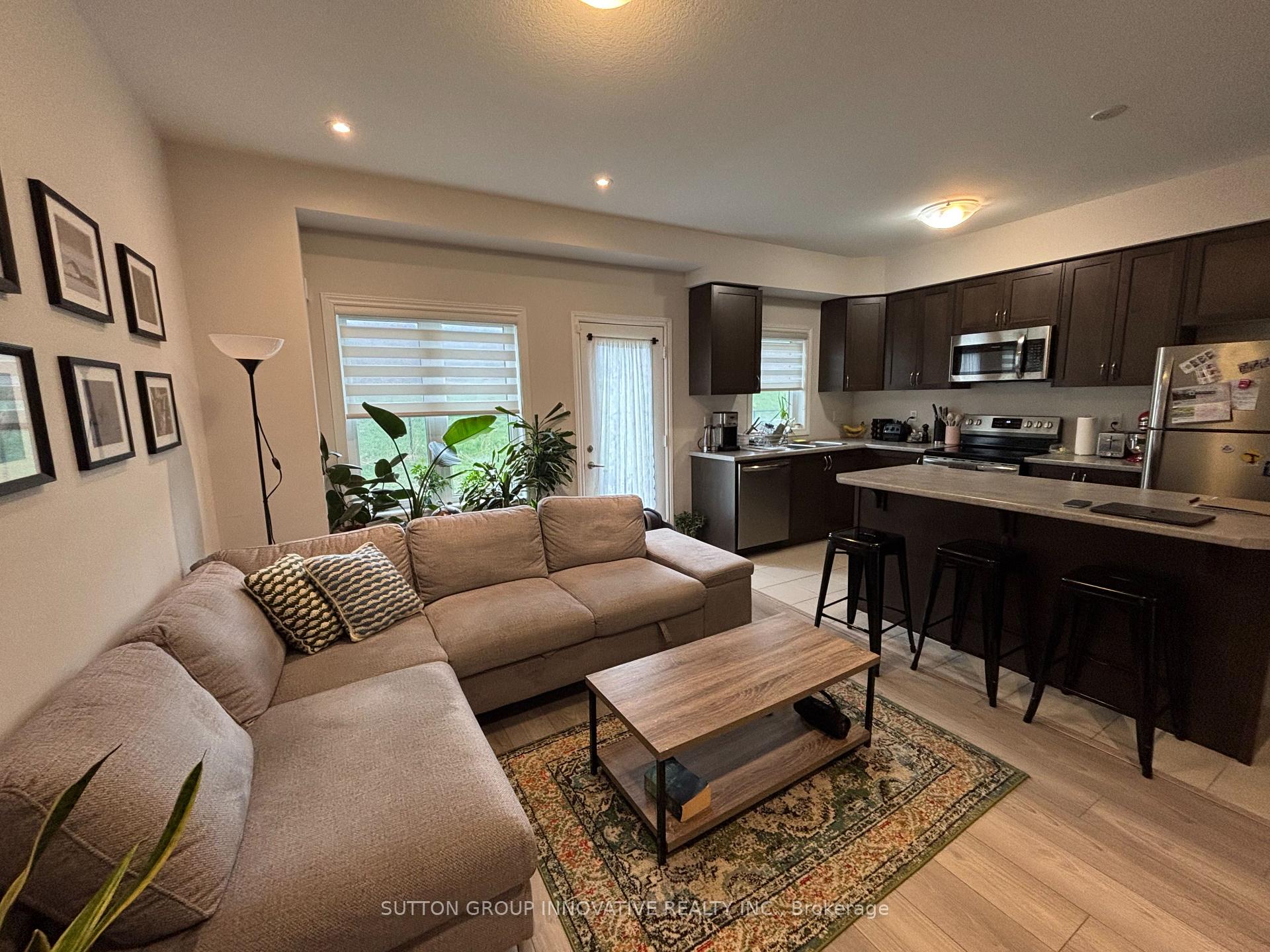 Photo 5 of 93 Bilanski Farm Road, Brantford, Echo Place — HOMEH