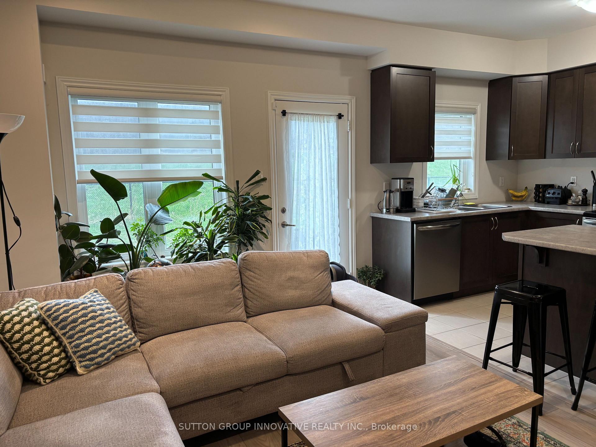 Photo 6 of 93 Bilanski Farm Road, Brantford, Echo Place — HOMEH