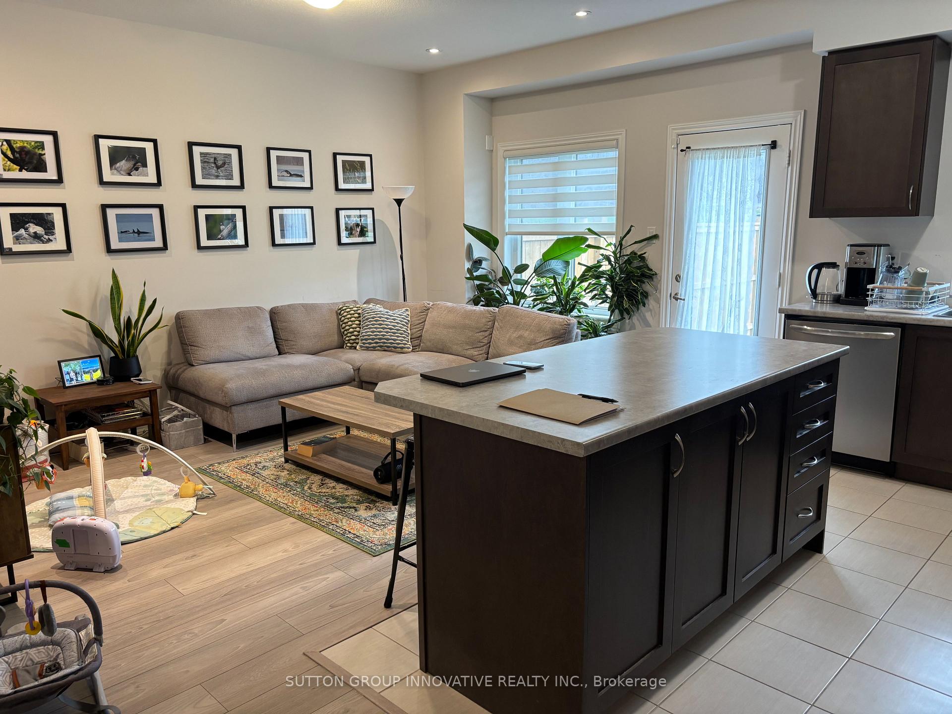 Photo 9 of 93 Bilanski Farm Road, Brantford, Echo Place — HOMEH