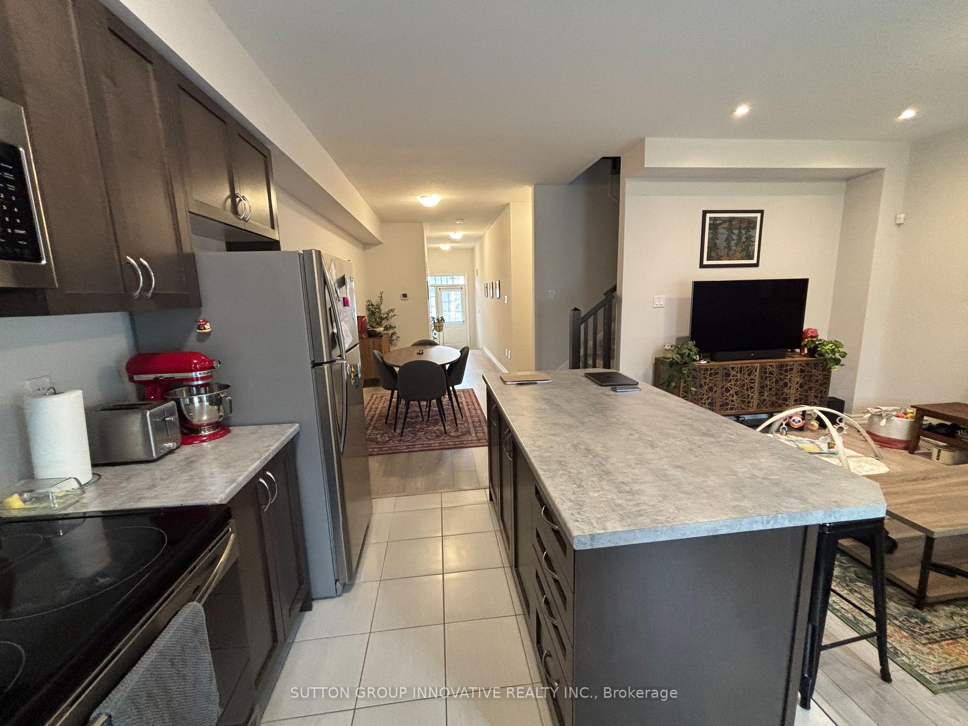 Photo 10 of 93 Bilanski Farm Road, Brantford, Echo Place — HOMEH