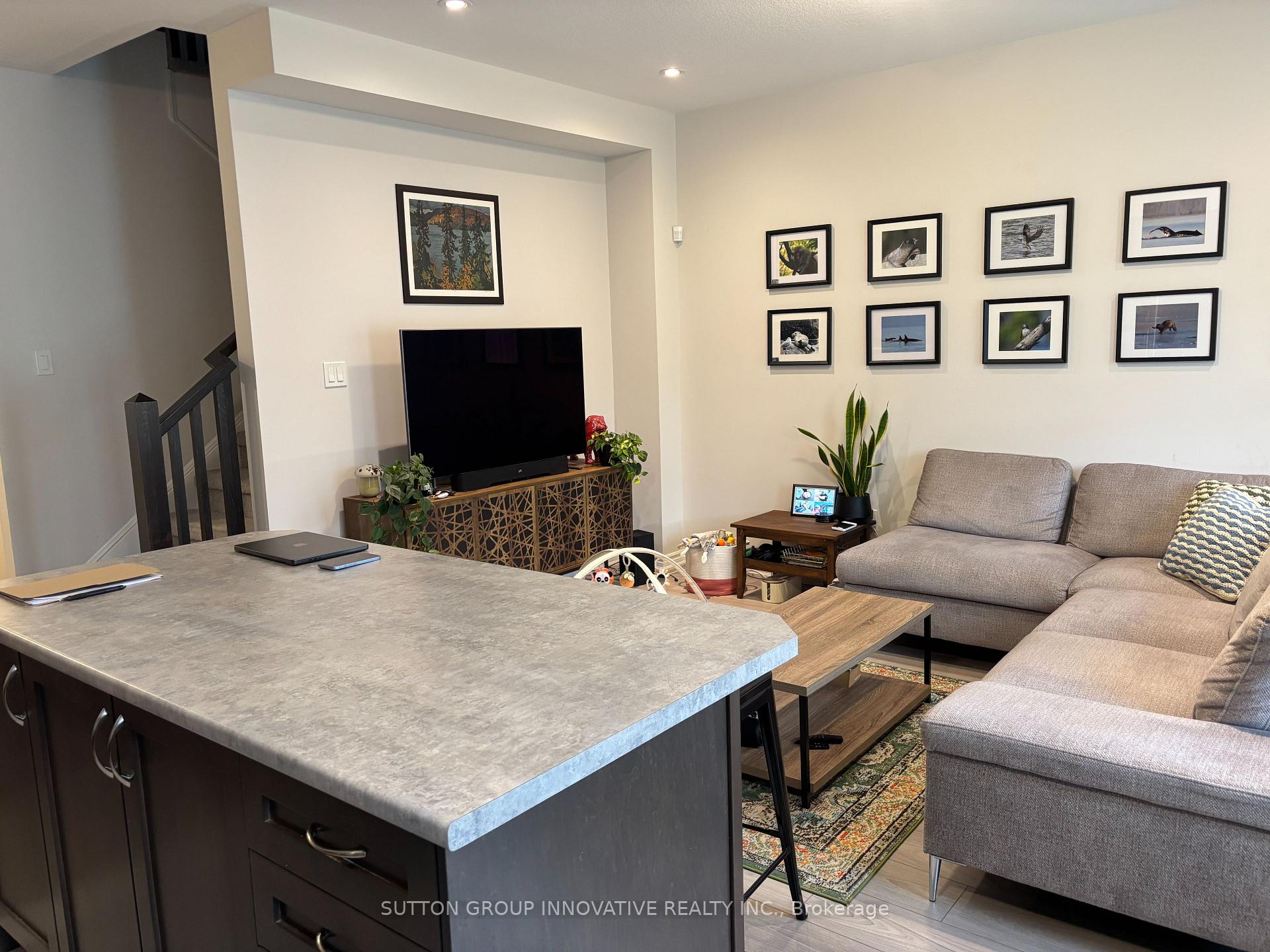 Photo 14 of 93 Bilanski Farm Road, Brantford, Echo Place — HOMEH