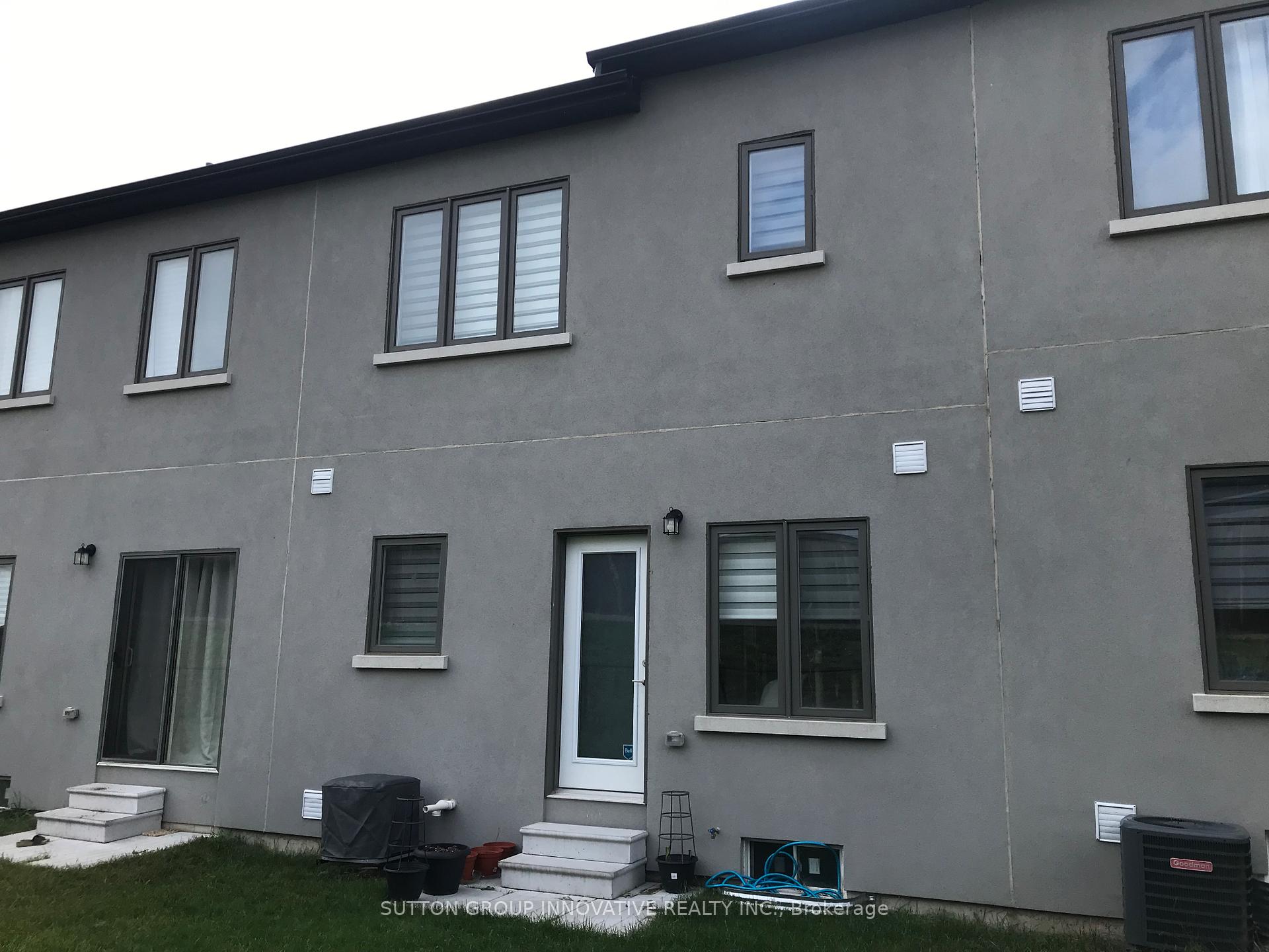 Photo 29 of 93 Bilanski Farm Road, Brantford, Echo Place — HOMEH