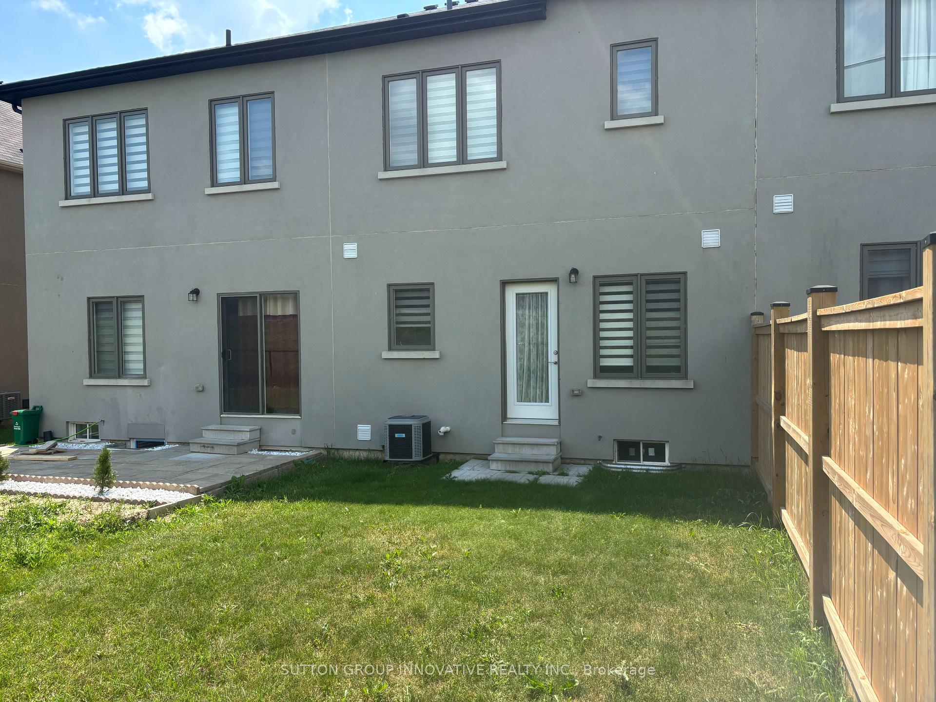 Photo 31 of 93 Bilanski Farm Road, Brantford, Echo Place — HOMEH