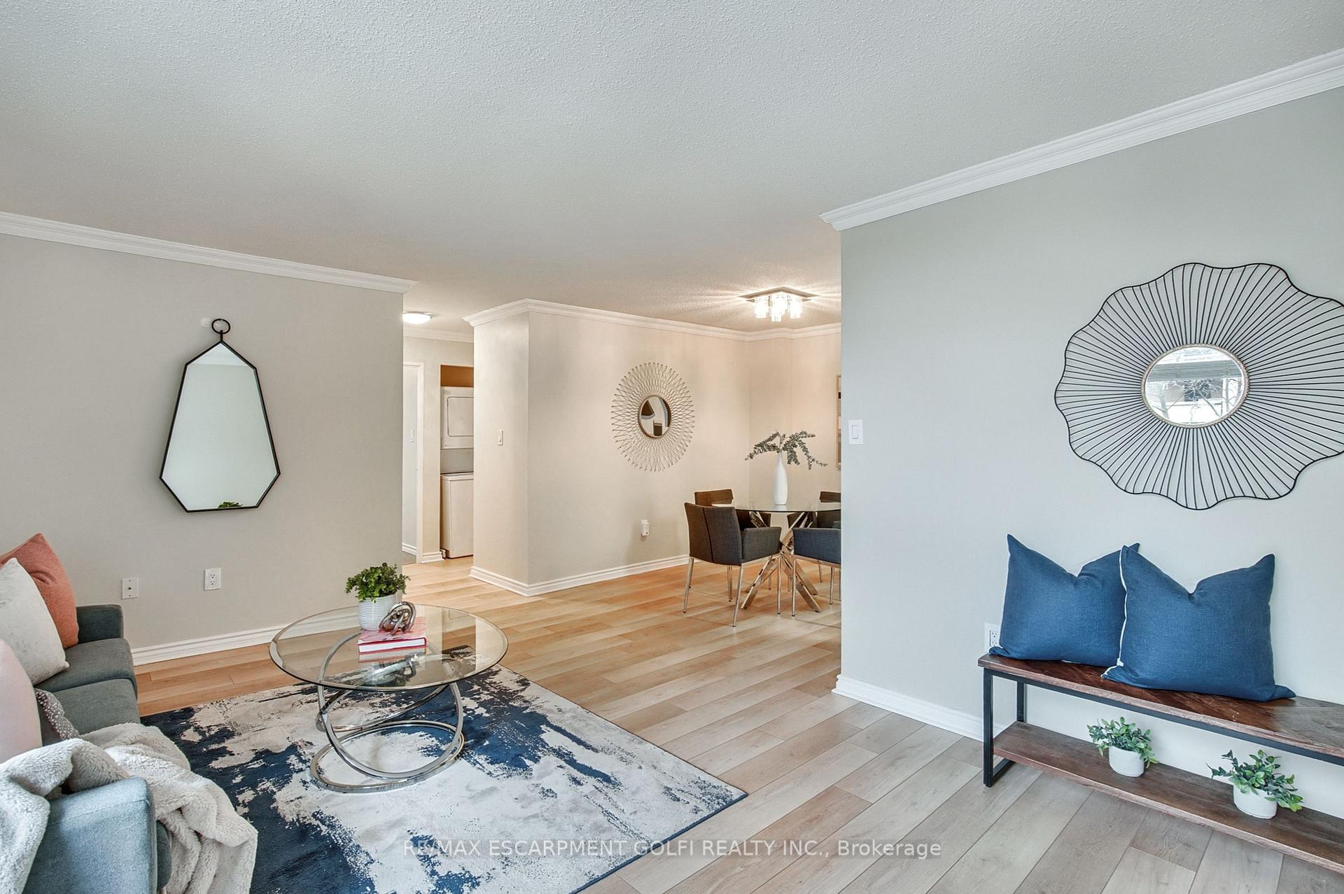 Photo 4 of Unit 305, 222 Jackson Street W, Hamilton, Durand — HOMEH