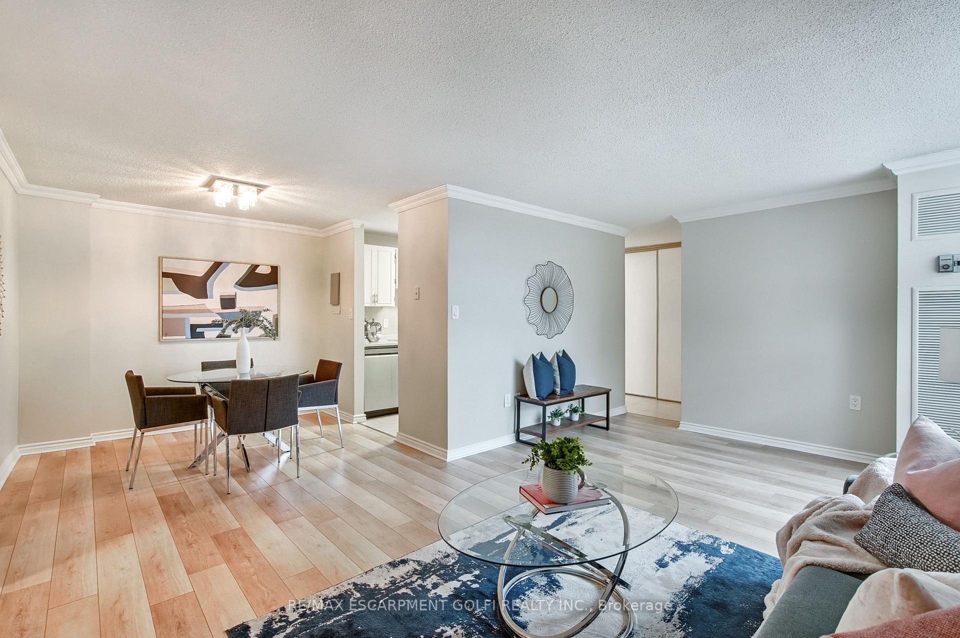 Photo 6 of Unit 305, 222 Jackson Street W, Hamilton, Durand — HOMEH
