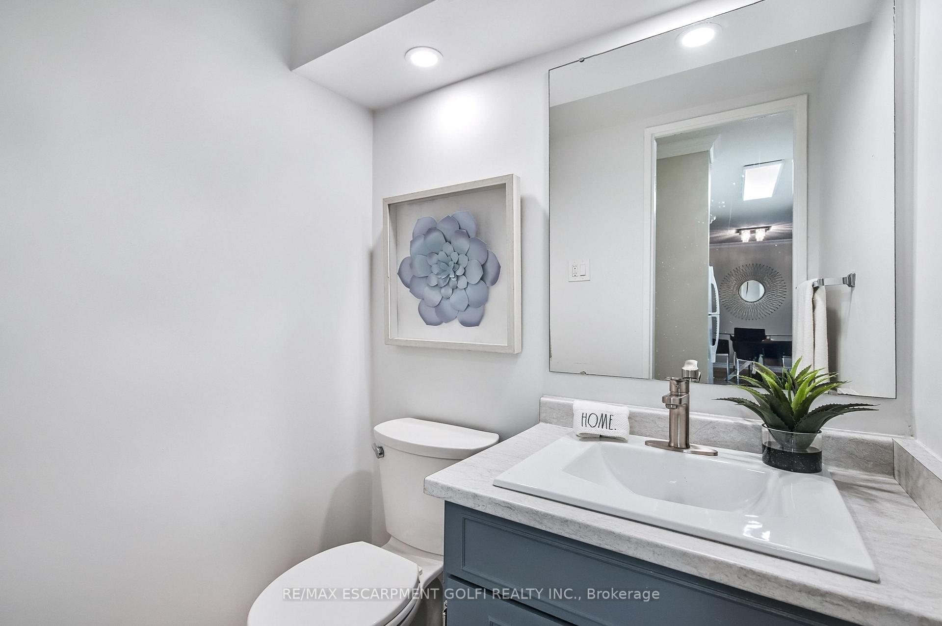 Photo 10 of Unit 305, 222 Jackson Street W, Hamilton, Durand — HOMEH