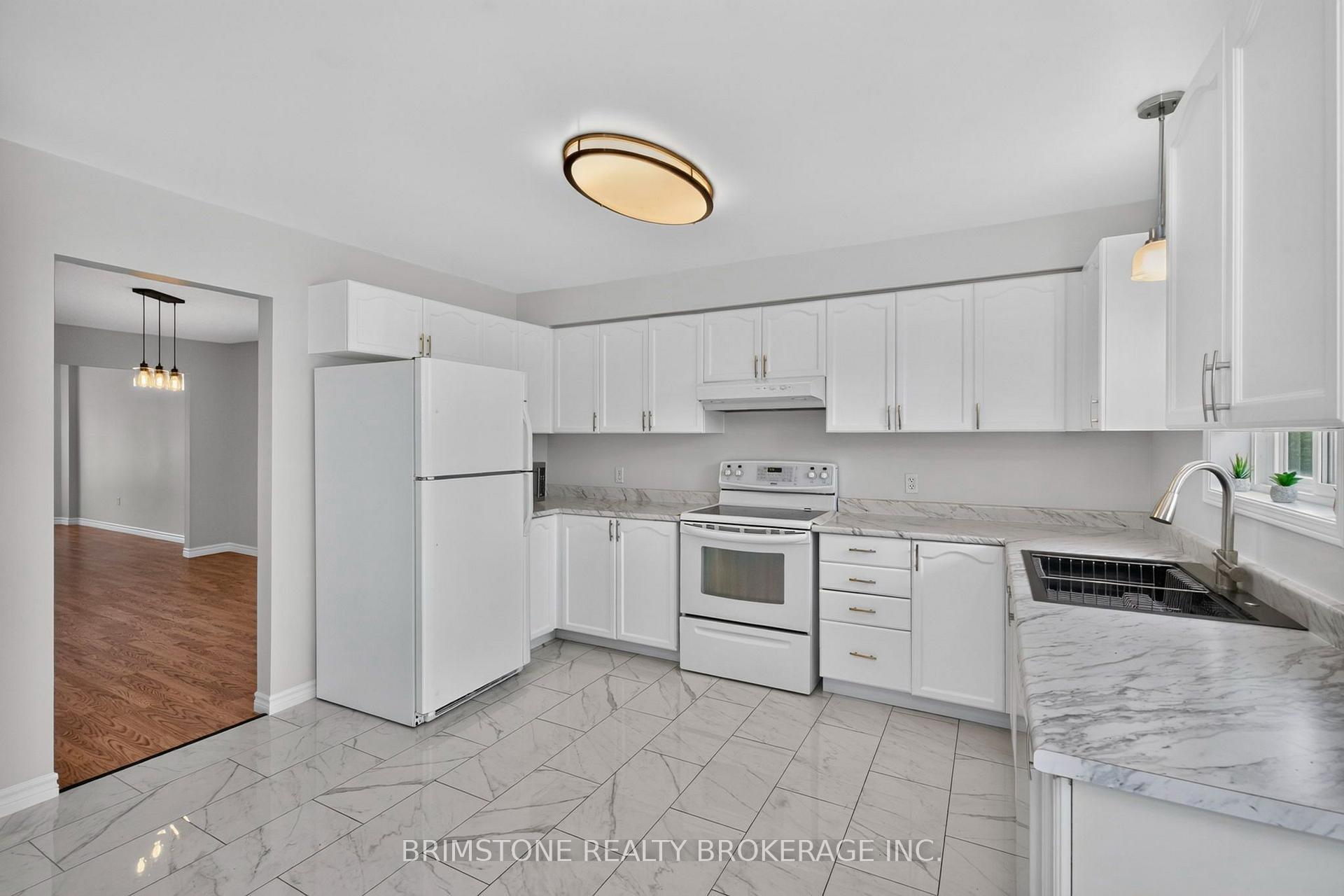 Photo 16 of 28 Selkirk Crescent, Barrie, Holly — HOMEH