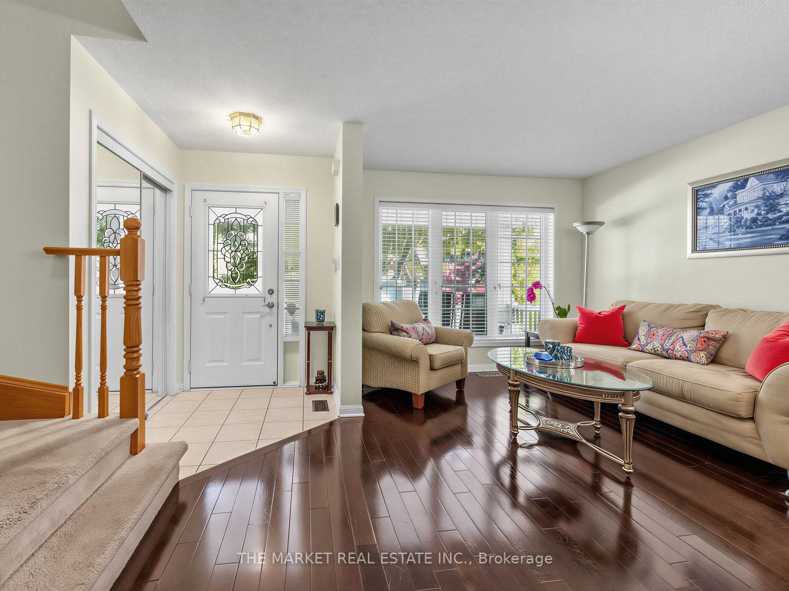 Photo 6 of 2278 Dunforest Crescent, Oakville, Westmount — HOMEH