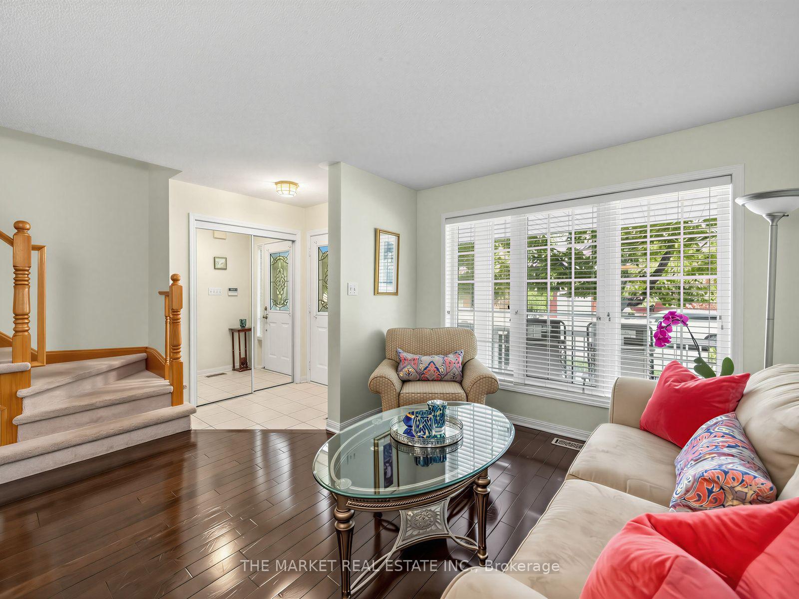 Photo 7 of 2278 Dunforest Crescent, Oakville, Westmount — HOMEH