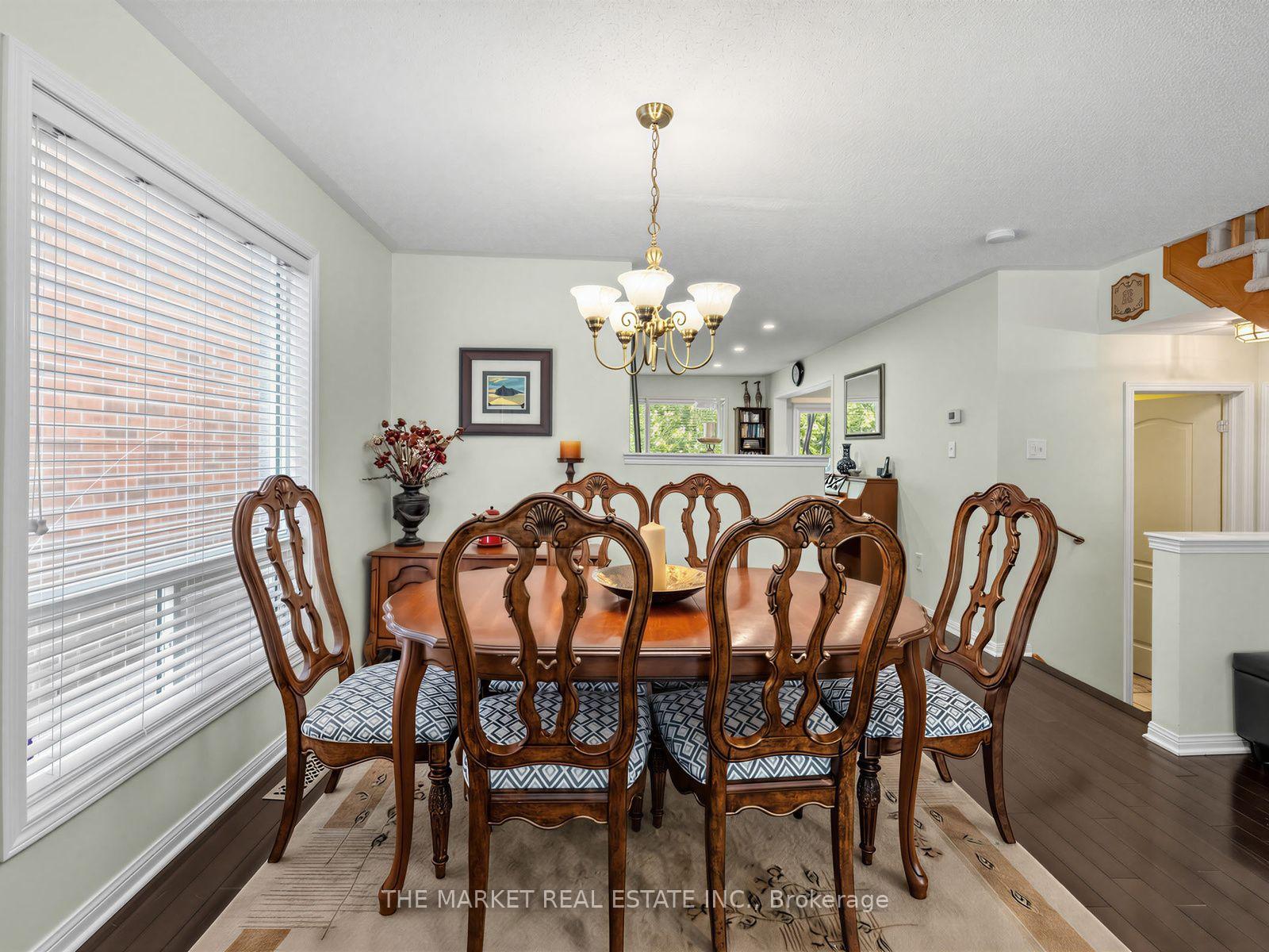 Photo 10 of 2278 Dunforest Crescent, Oakville, Westmount — HOMEH