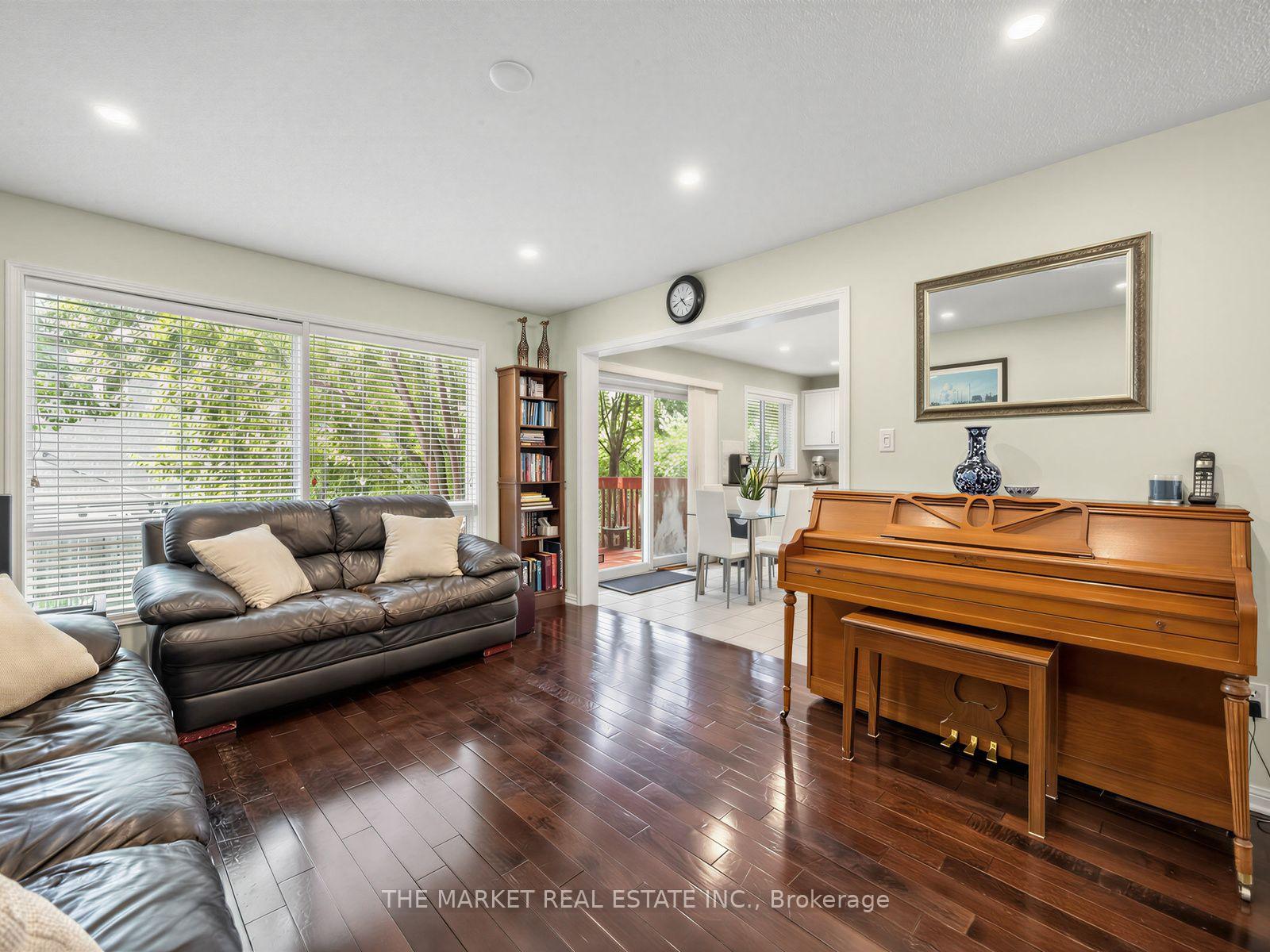 Photo 14 of 2278 Dunforest Crescent, Oakville, Westmount — HOMEH