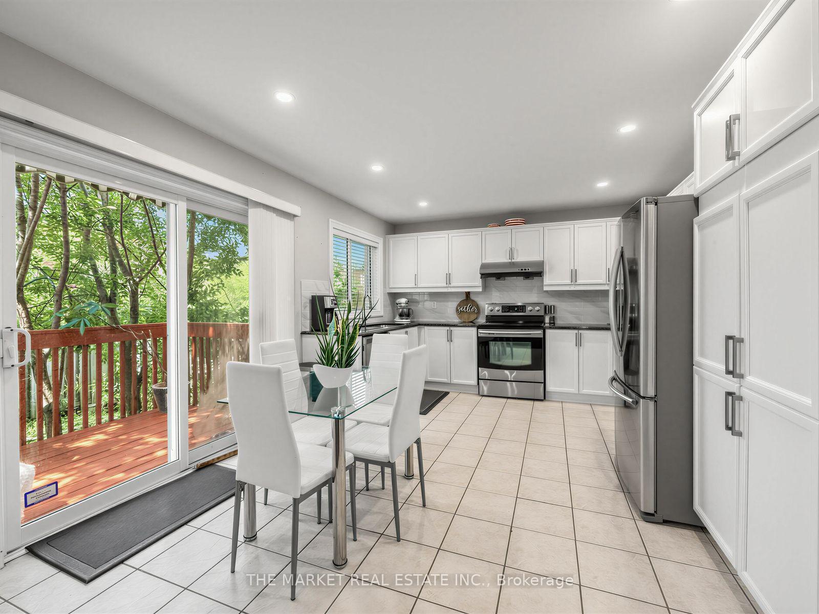 Photo 17 of 2278 Dunforest Crescent, Oakville, Westmount — HOMEH