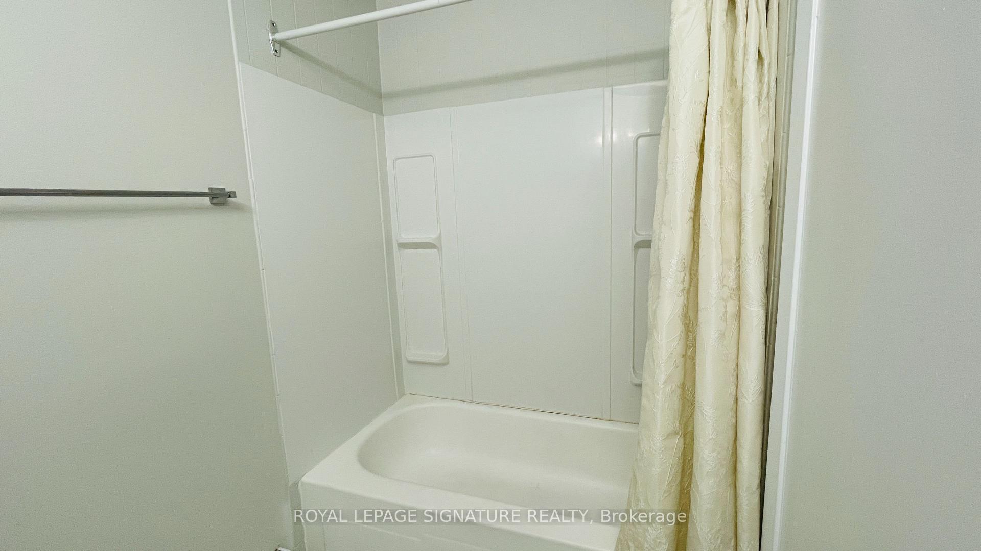Photo 13 of Unit 75 (Upper), 1100 Oxford Street, Oshawa, Lakeview — HOMEH