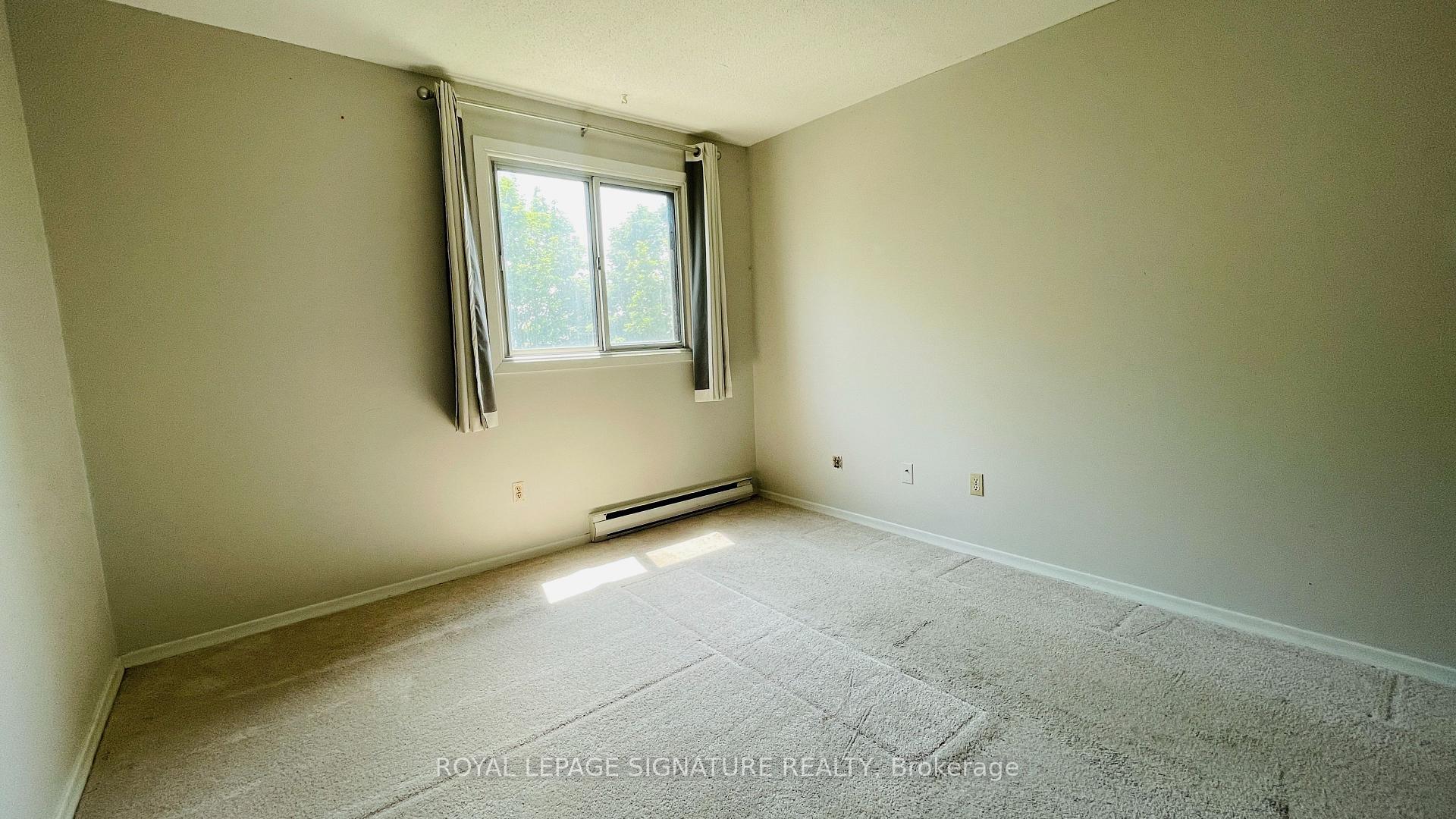 Photo 19 of Unit 75 (Upper), 1100 Oxford Street, Oshawa, Lakeview — HOMEH