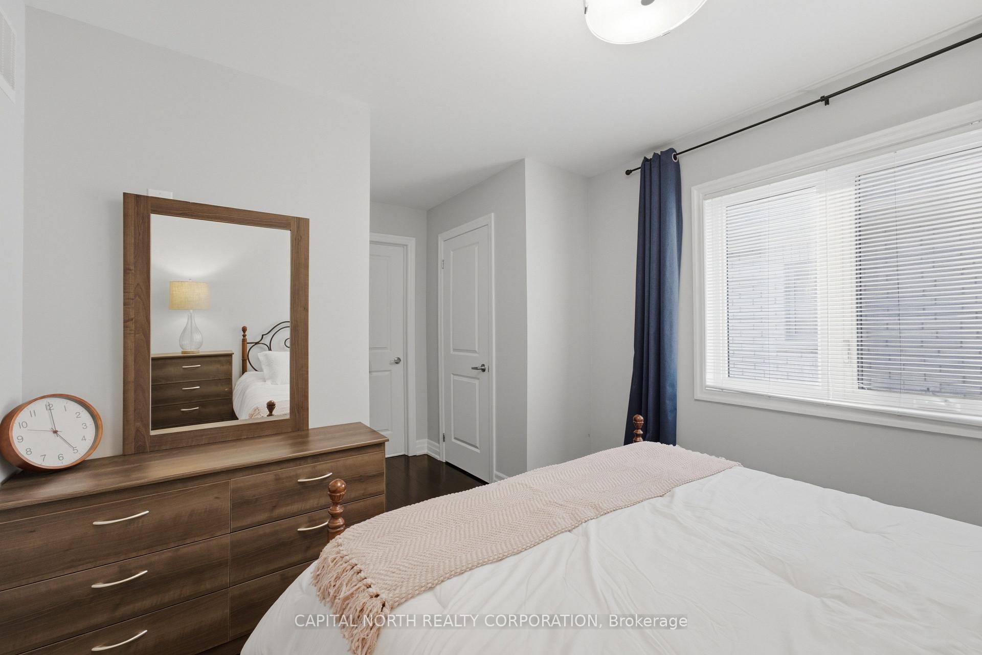 Photo 27 of 18 Alex Campbell Crescent, King, King City — HOMEH