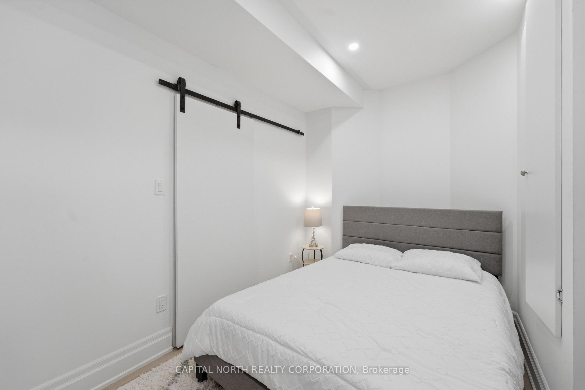 Photo 36 of 18 Alex Campbell Crescent, King, King City — HOMEH