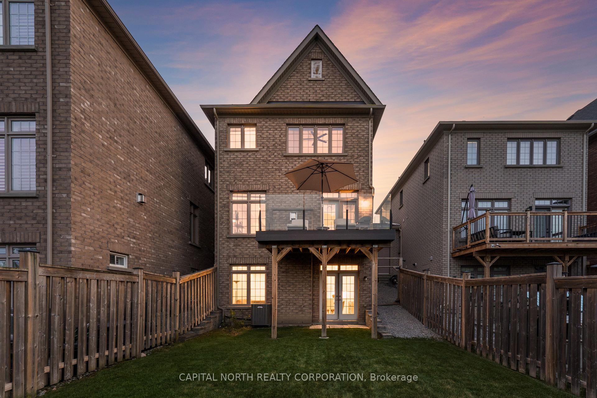 Photo 38 of 18 Alex Campbell Crescent, King, King City — HOMEH