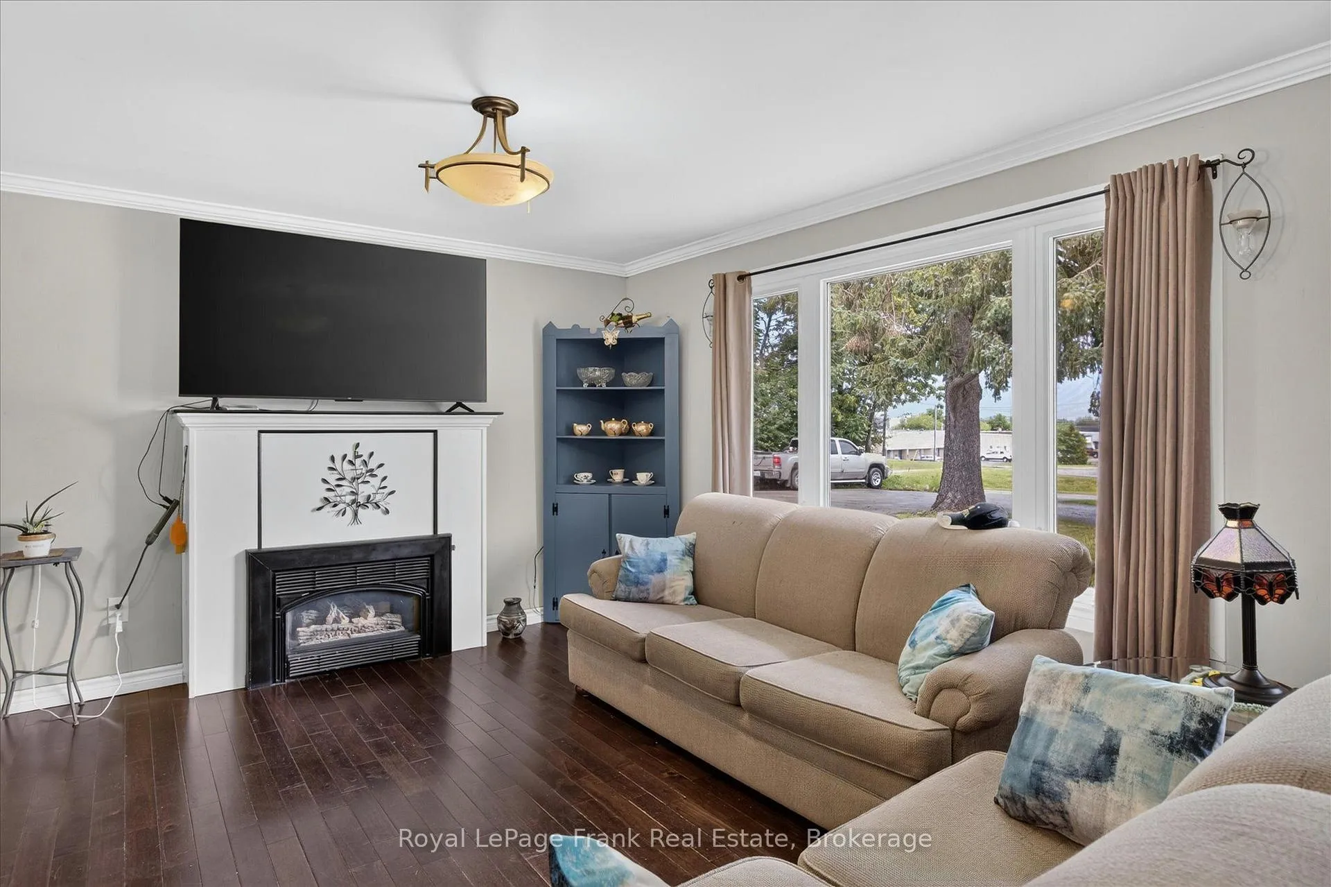 Photo 8 of 731 Harper Road, Peterborough, Otonabee Ward 1 — HOMEH