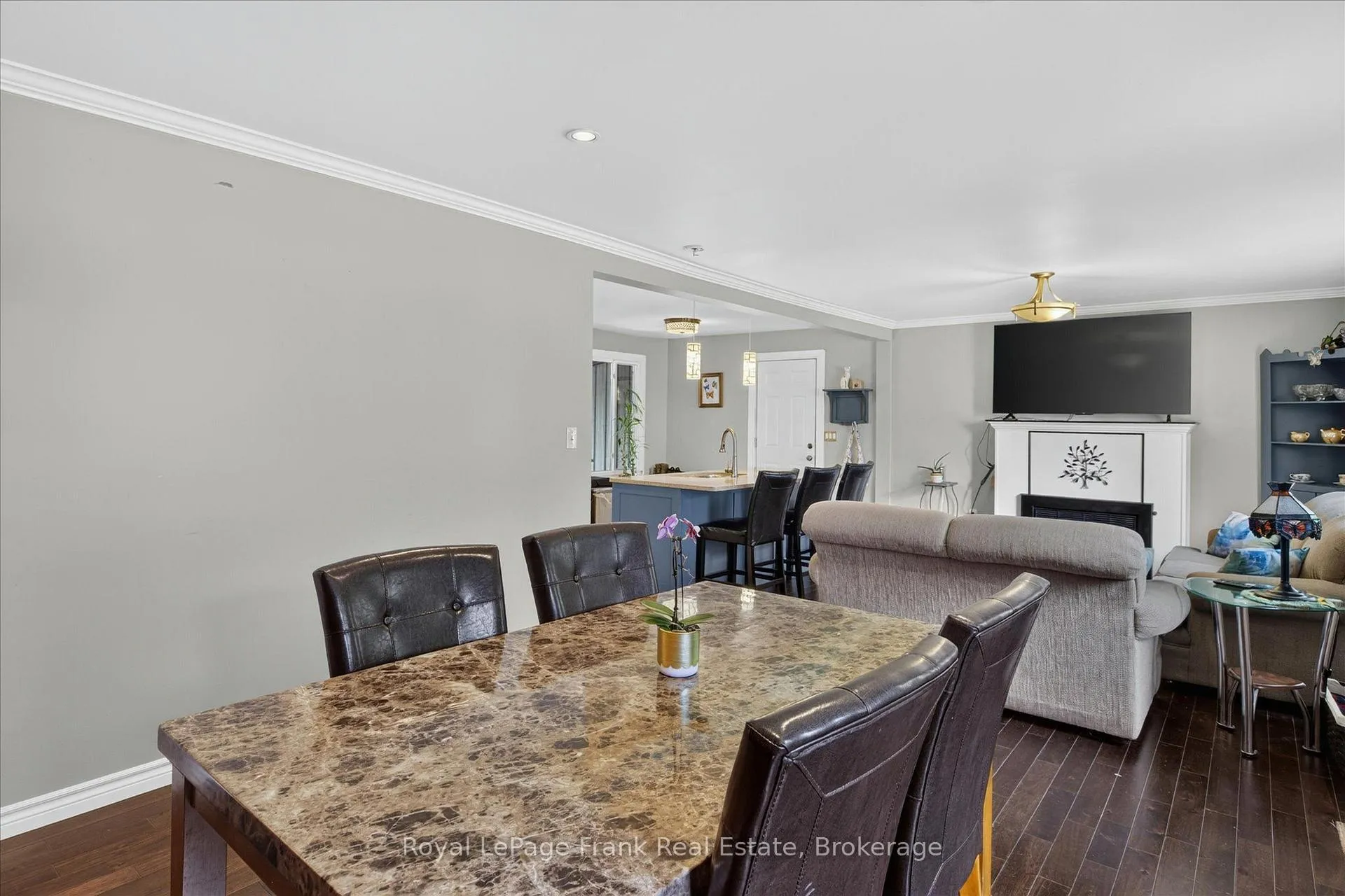 Photo 11 of 731 Harper Road, Peterborough, Otonabee Ward 1 — HOMEH
