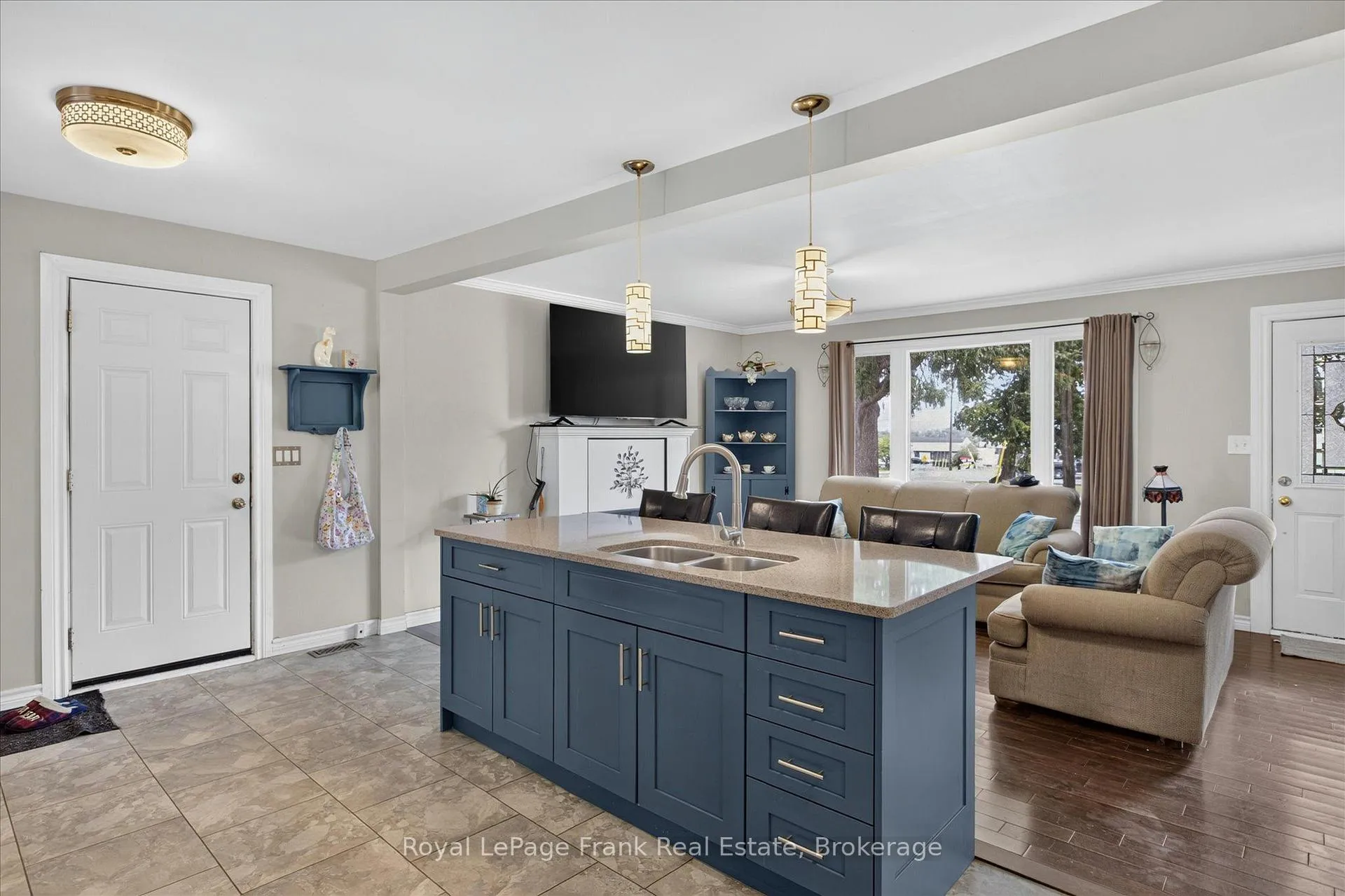 Photo 15 of 731 Harper Road, Peterborough, Otonabee Ward 1 — HOMEH