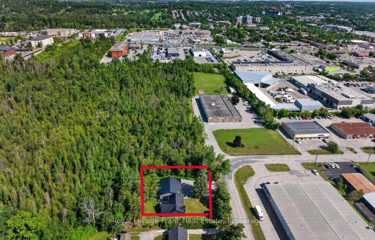 Photo 4 of 731 Harper Road, Peterborough, Otonabee Ward 1 — HOMEH