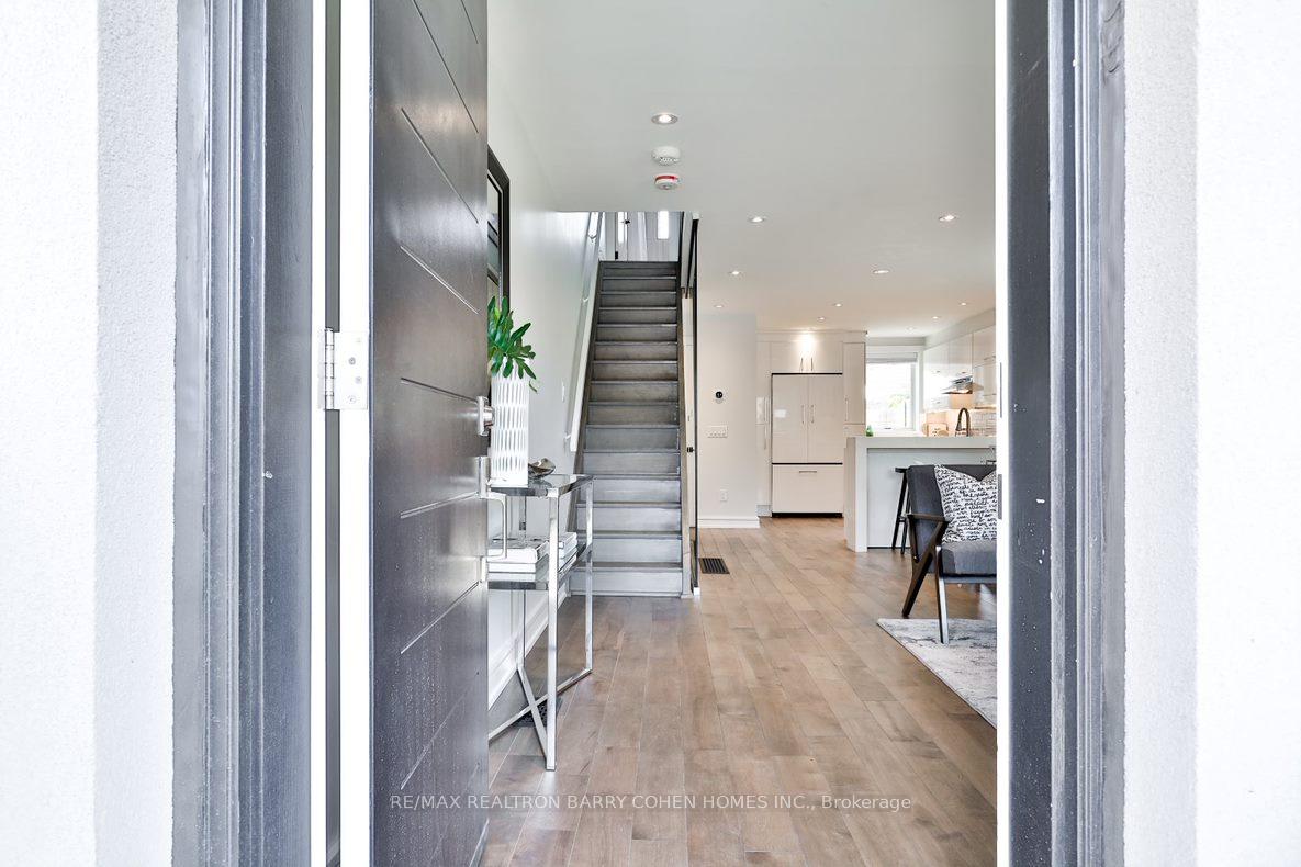 Photo 3 of 365 Harvie Avenue, Toronto, Caledonia-Fairbank — HOMEH