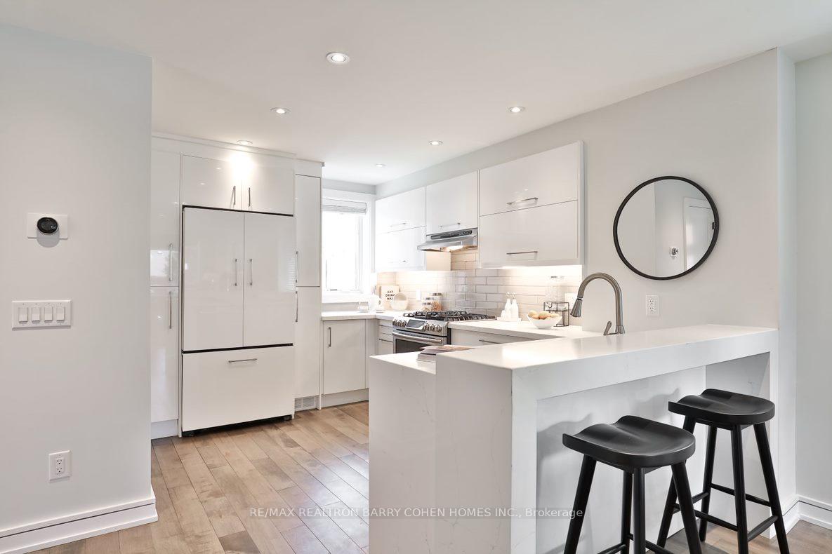 Photo 10 of 365 Harvie Avenue, Toronto, Caledonia-Fairbank — HOMEH