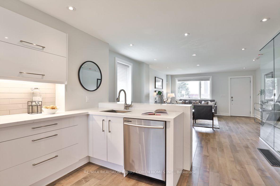 Photo 12 of 365 Harvie Avenue, Toronto, Caledonia-Fairbank — HOMEH