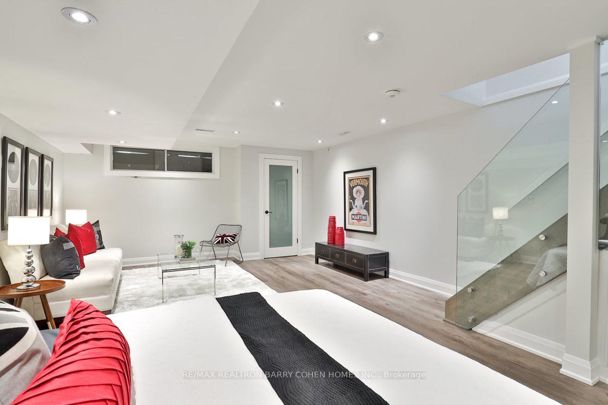 Photo 21 of 365 Harvie Avenue, Toronto, Caledonia-Fairbank — HOMEH