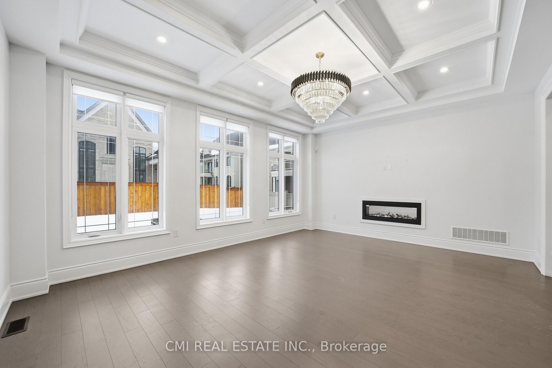 Photo 12 of 101 Appleyard Avenue, Vaughan, Kleinburg — HOMEH