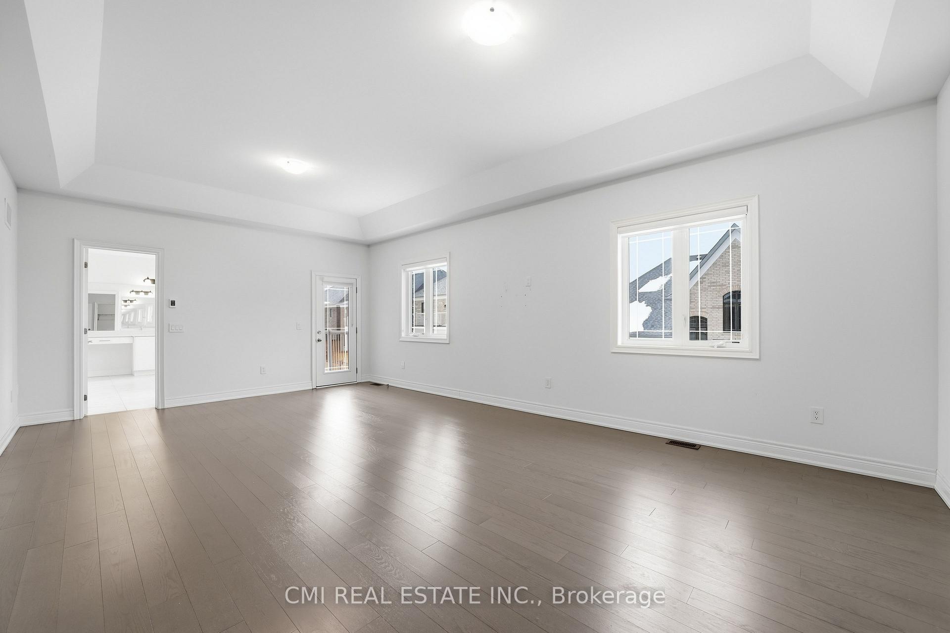 Photo 21 of 101 Appleyard Avenue, Vaughan, Kleinburg — HOMEH